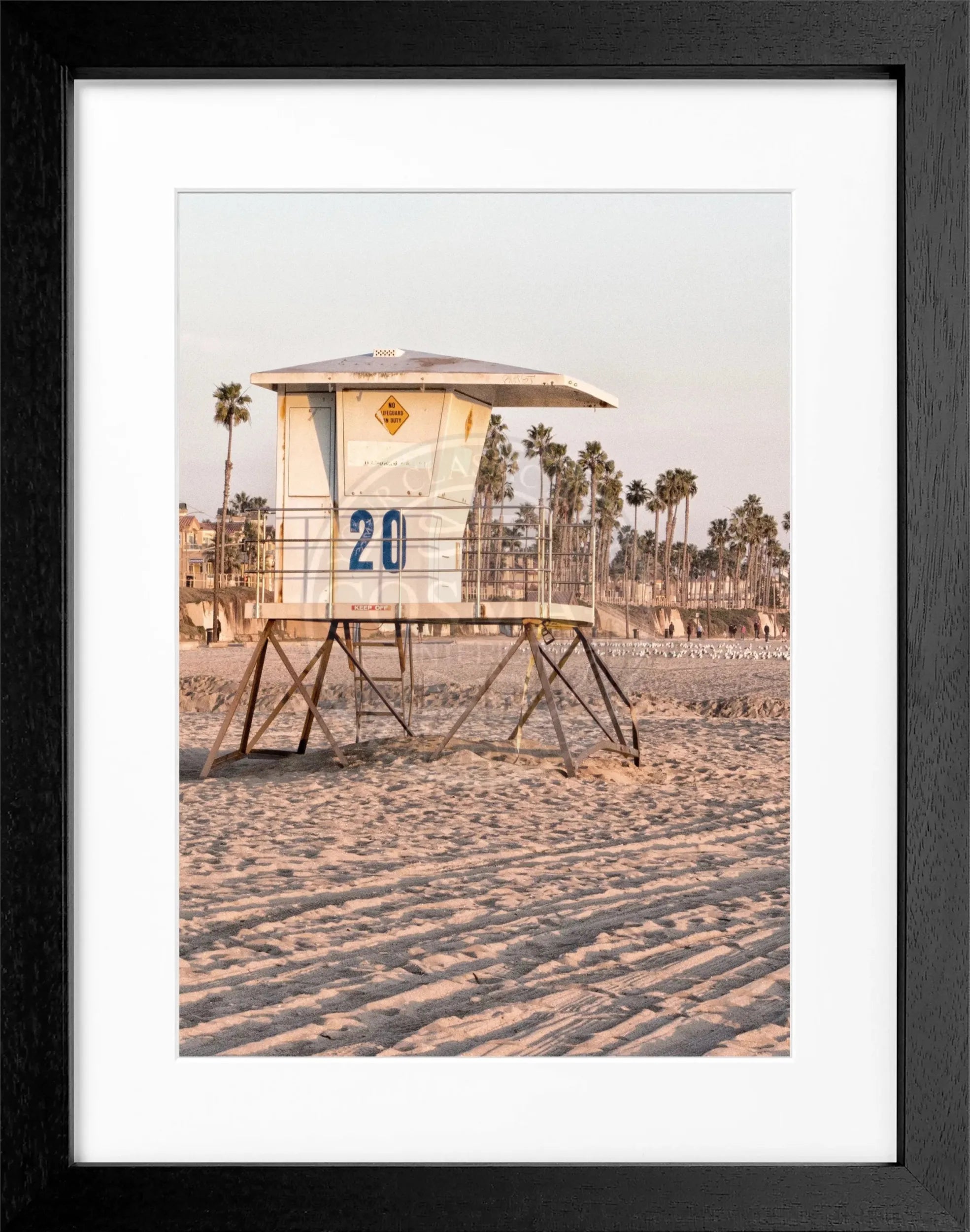 Schwarz-weiß Poster mit Rahmen, Kalifornien Huntington Beach Lifeguard, Cosman-Photocollection, 25x31cm, Wanddekoration