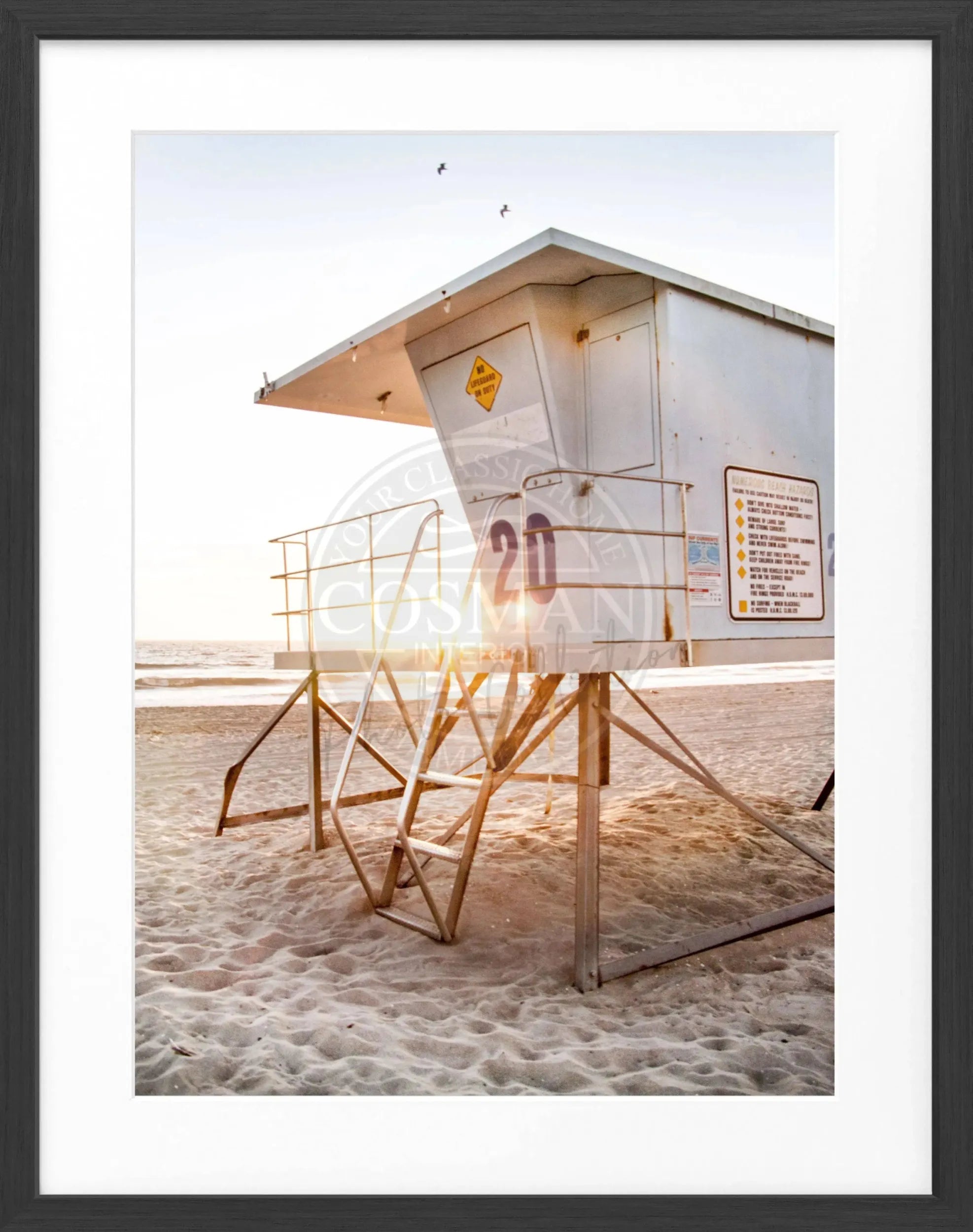 Poster mit Rahmen Kalifornien Huntington Beach ’Lifeguard’ K156 by Cosman-Photocollection