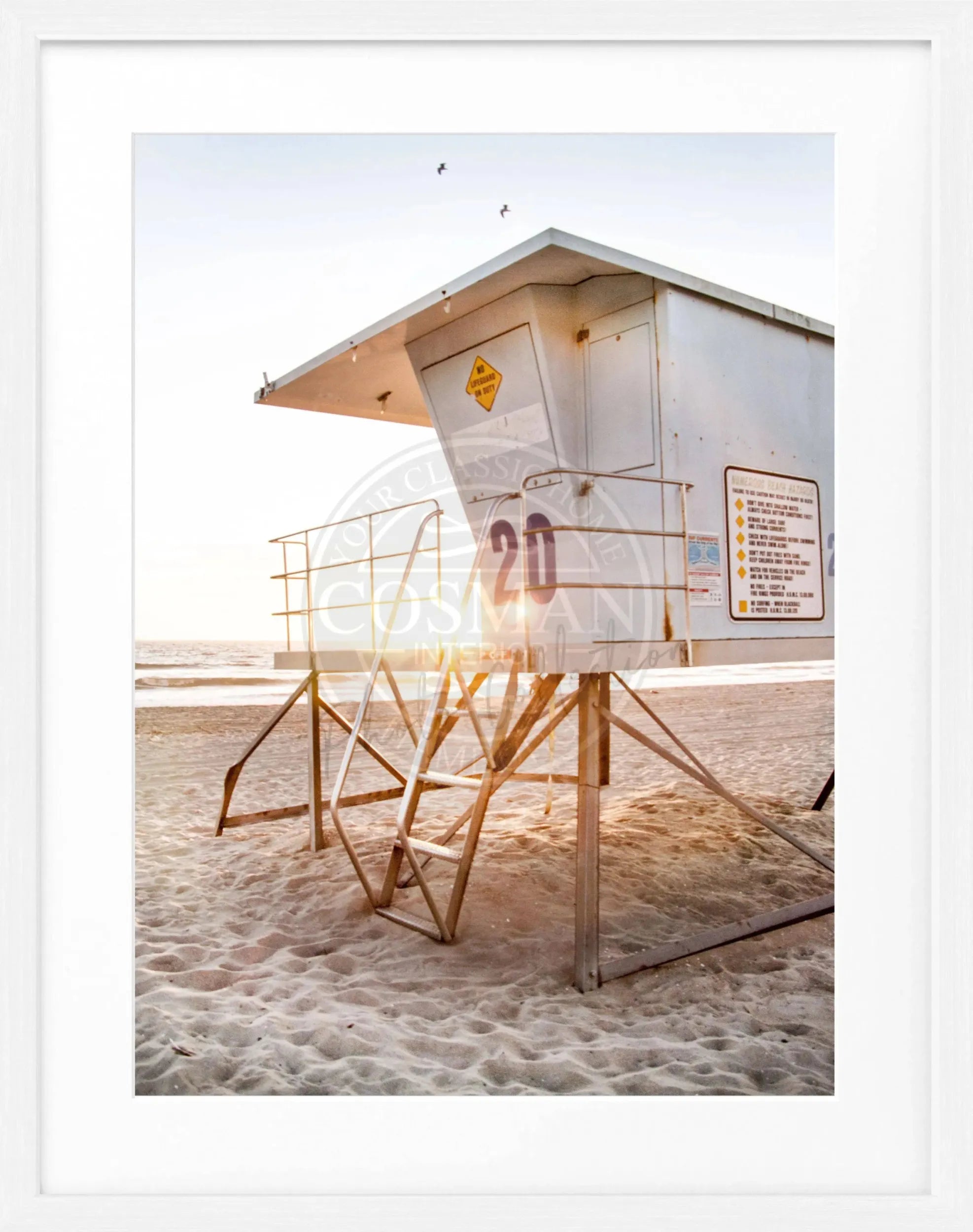 Schwarz-weiß Poster mit Rahmen, Kalifornien Huntington Beach Lifeguard, Cosman-Photocollection, 25x31 cm, Wanddekoration
