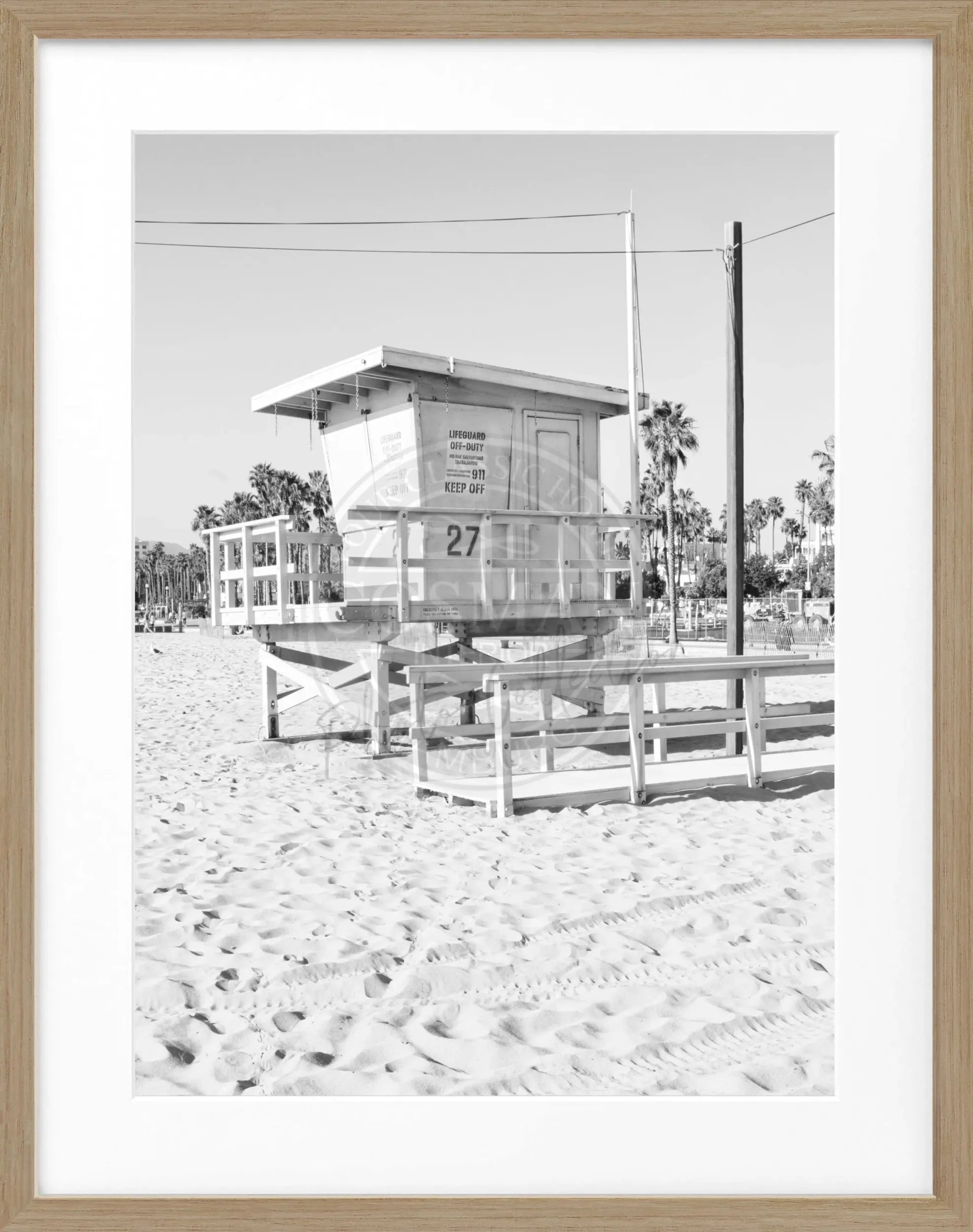 Schwarz-weiß Poster mit Rahmen, Kalifornien Lifeguard-Motiv, 25x31 cm, von Cosman-Photocollection