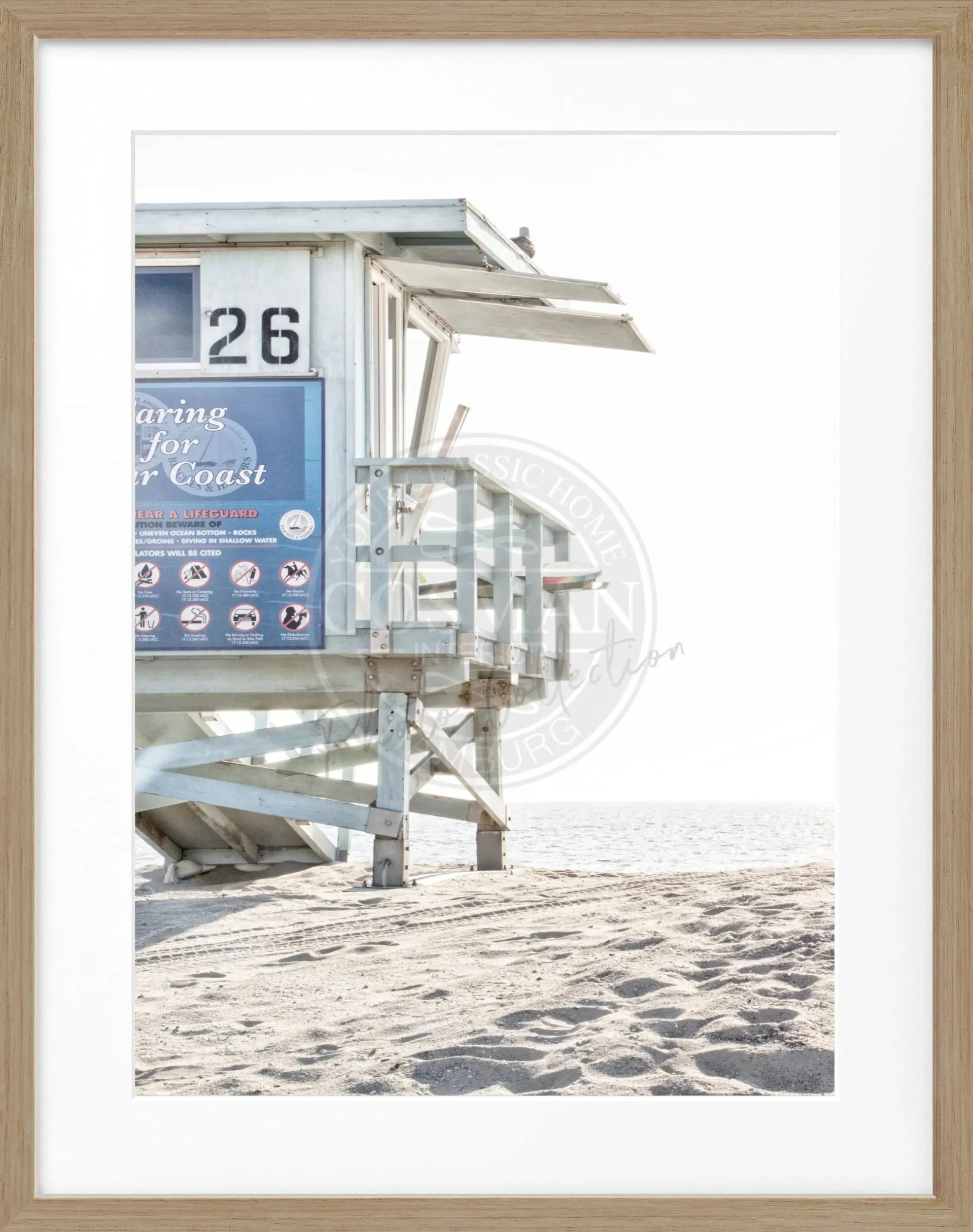 Schwarz-weiß Poster mit Rahmen, Kalifornien 'Lifeguard' Motiv, von Cosman-Photocollection, 25x31 cm, Dekor für Strand- oder Wellenliebhaber