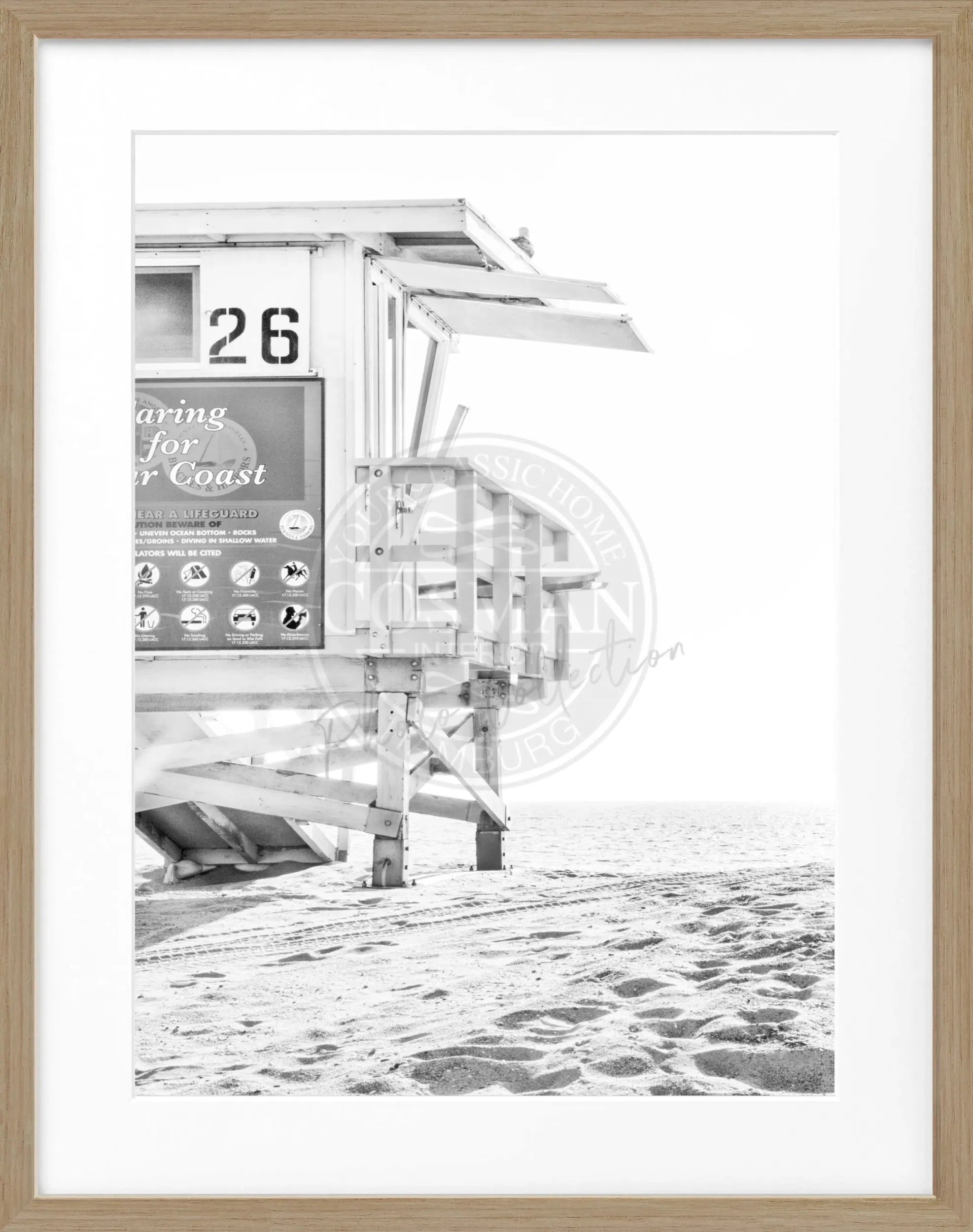 Schwarz-weiß Poster mit Rahmen, Kalifornien Lifeguard Motiv, von Cosman-Photocollection, 25x31cm, Wanddekoration