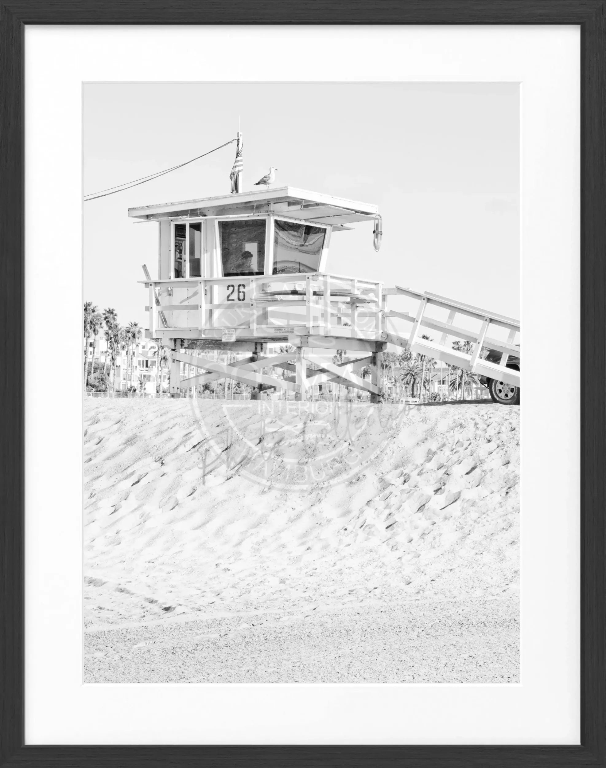Schwarz-weiß Poster mit Rahmen, Kalifornien Lifeguard Motiv, von Cosman-Photocollection, 25x31 cm, Wanddekoration