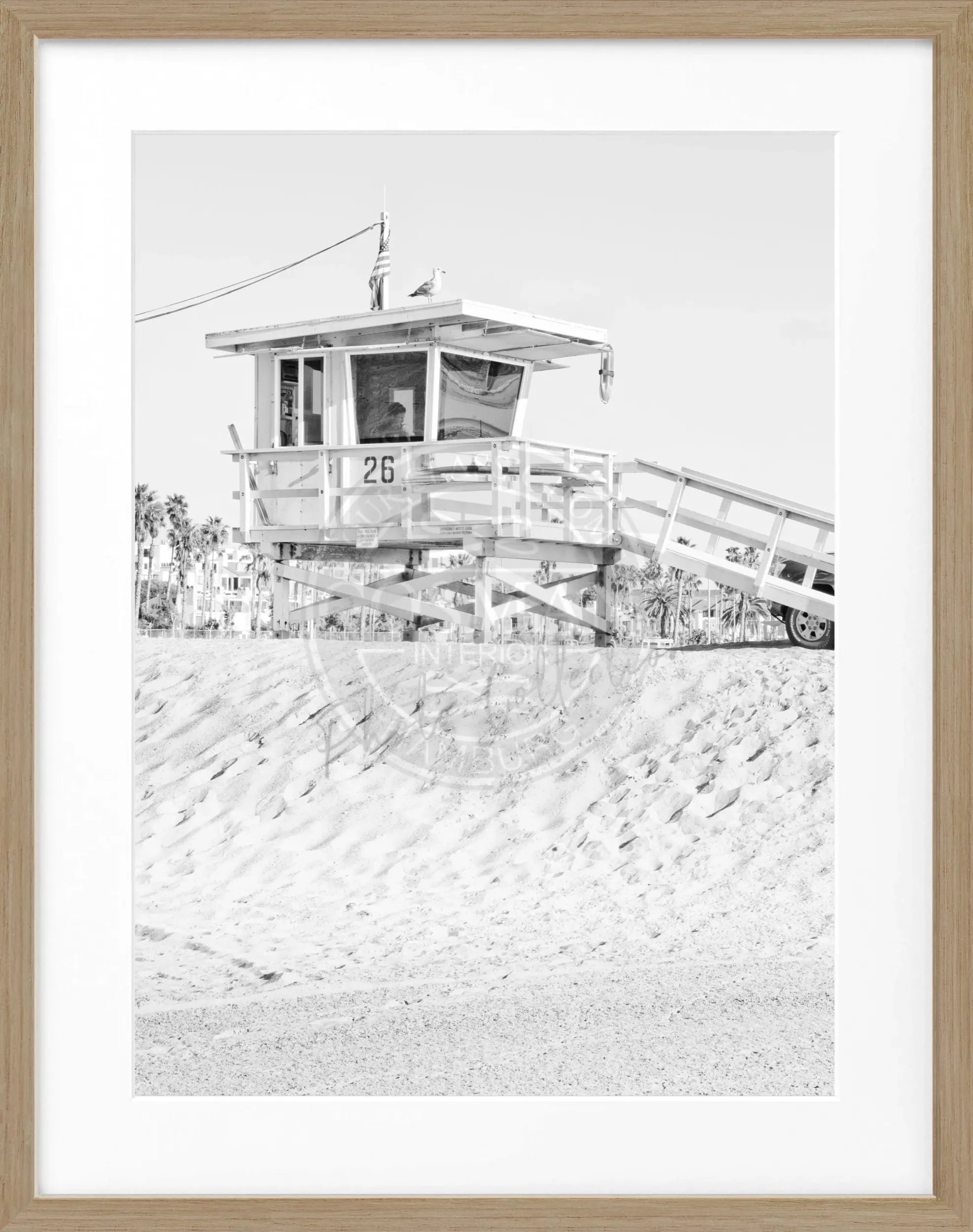 Schwarz-weiß Poster mit Rahmen von Kalifornien 'Lifeguard' von Cosman-Photocollection, 25x31cm, Meeresmotiv, stilvoll und modern