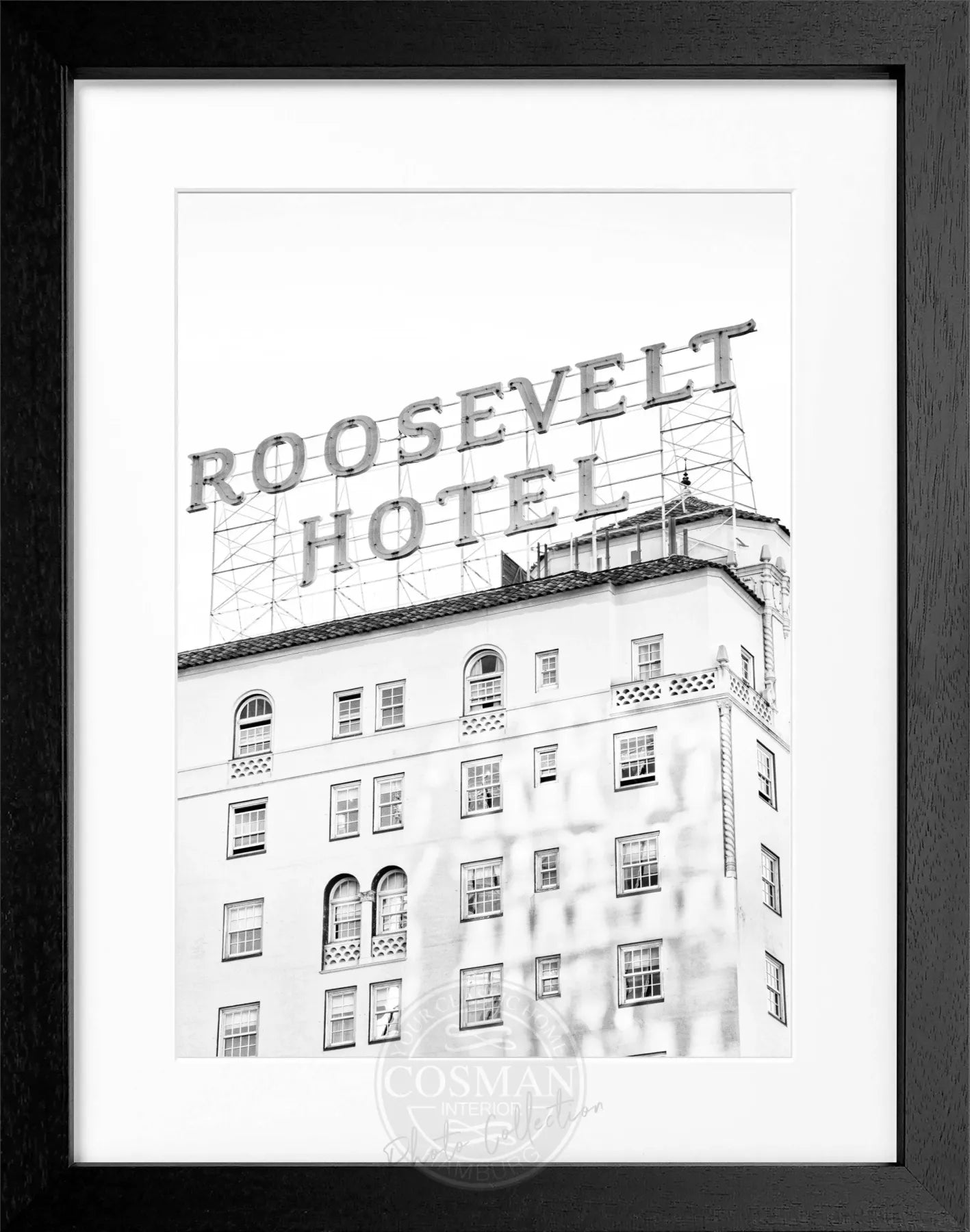 Schwarz-weiß Poster mit Rahmen, Kalifornien Los Angeles Roosevelt Hotel, von Cosman-Photocollection, 25x31 cm.