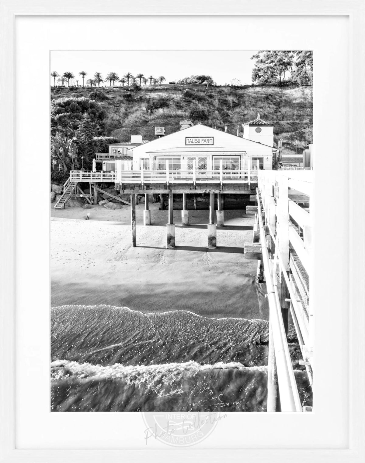 Schwarz-weiß Poster mit Rahmen, Kalifornien Malibu Beach Pier, von Cosman-Photocollection, 25x31 cm, Meeresküsten-Motiv