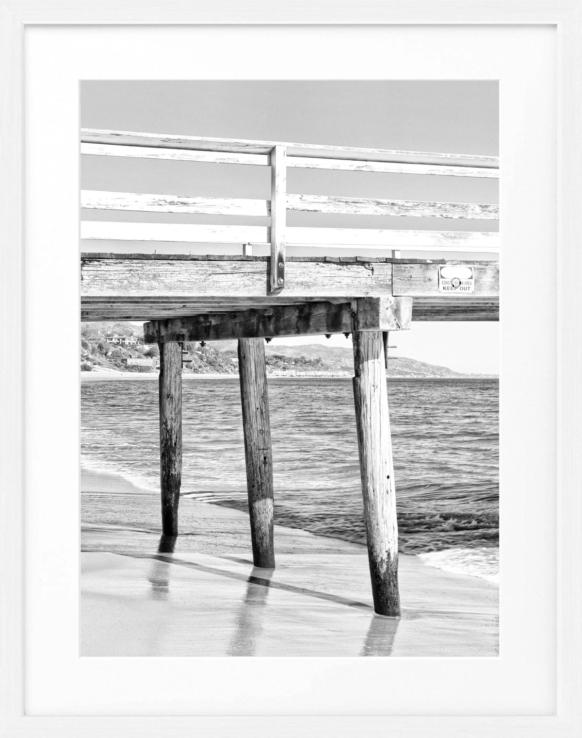 Schwarz-weiß Poster mit Rahmen, Kalifornien Malibu Pier, Cosman-Photocollection, 25x31cm, Wanddekoration