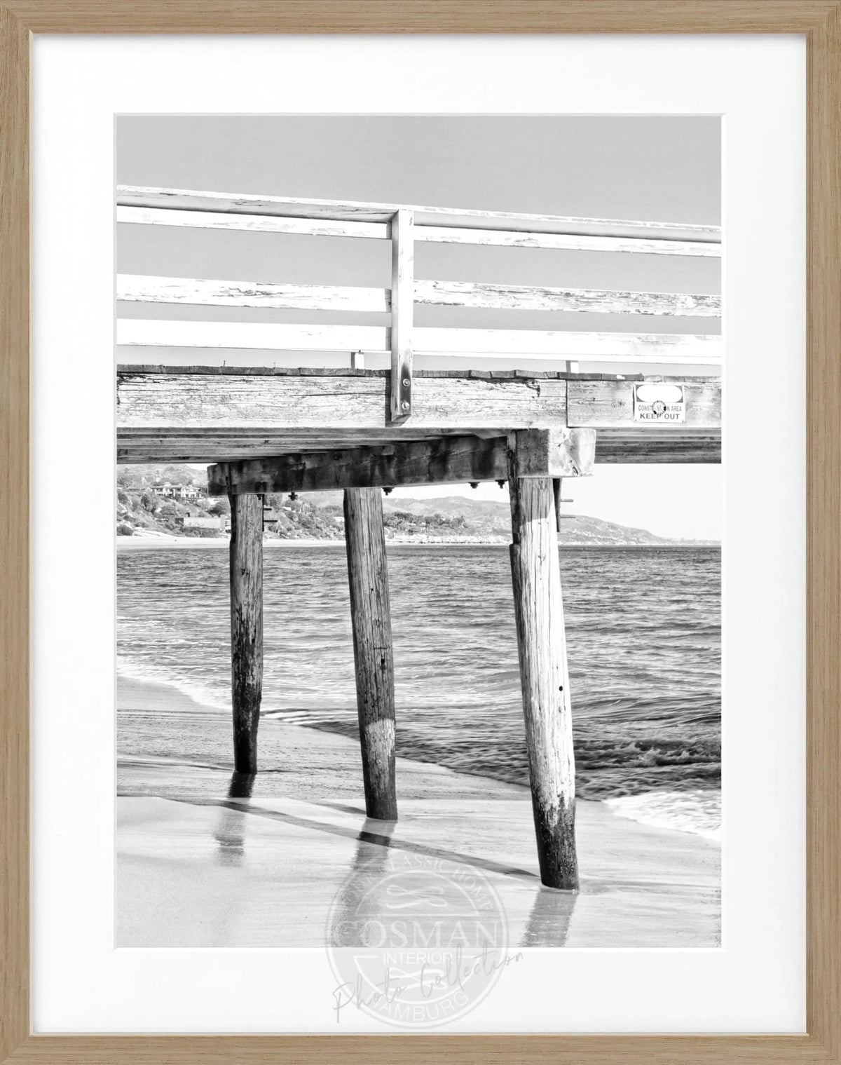 Schwarz-weiß Poster mit Rahmen von Kalifornien Malibu Pier, Cosman-Photocollection, 25x31 cm, maritime Küstenlandschaft