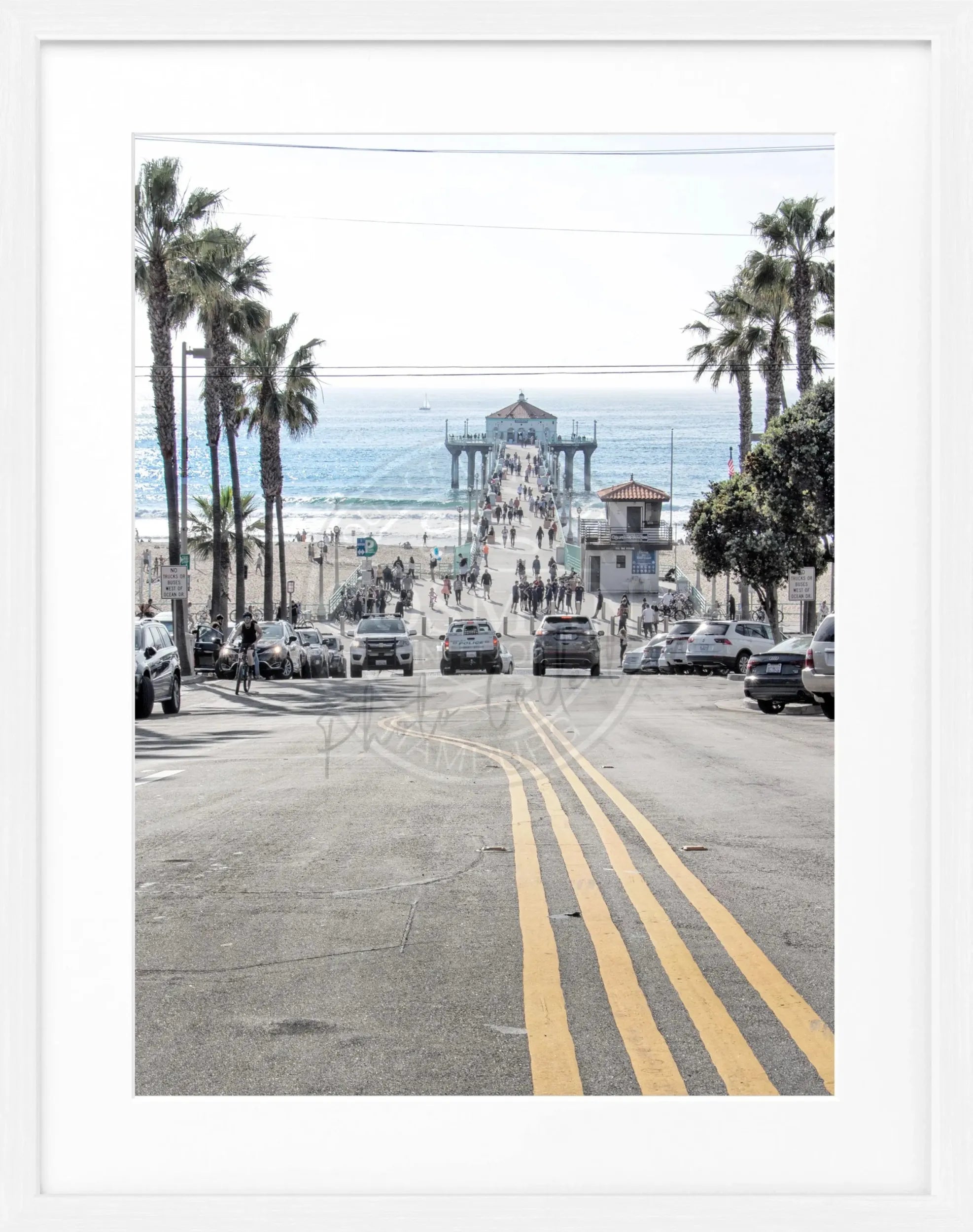 Schwarz-weiß Poster mit Rahmen, Kalifornien Manhattan Beach, von Cosman-Photocollection, 25x31cm, Wanddekoration