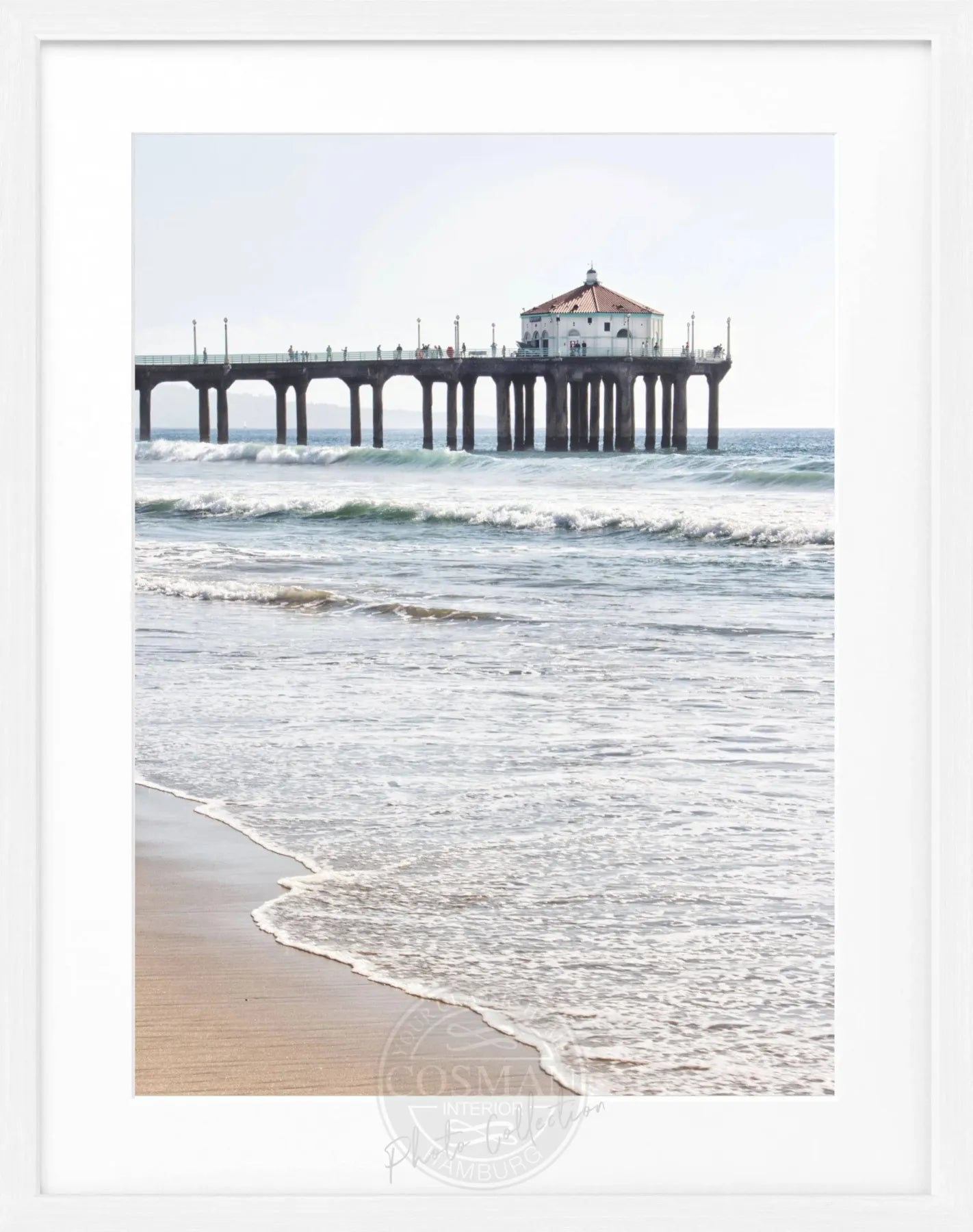 Schwarz-weiß Poster mit Rahmen, Kalifornien Manhattan Beach Pier, von Cosman-Photocollection, 25x31 cm, kunstvolles Meeresmotiv