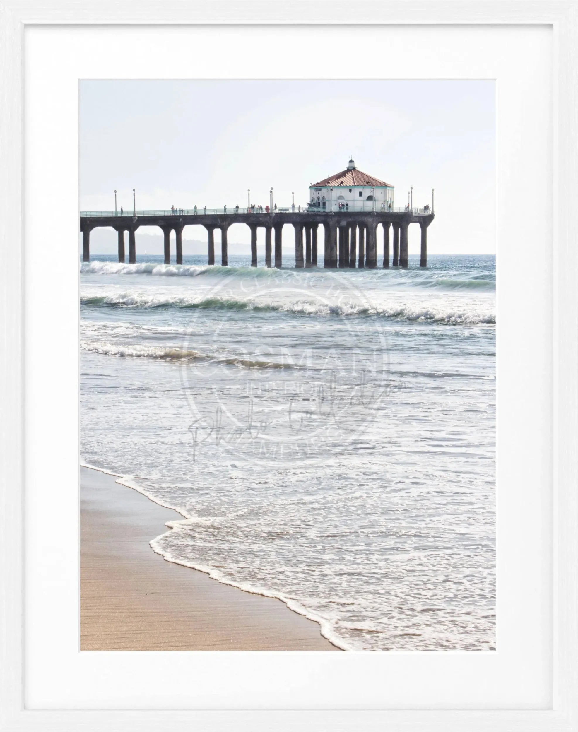 Schwarz-weiß Poster mit Rahmen, Kalifornien Manhattan Beach Pier, von Cosman-Photocollection, 25x31 cm, kunstvolles Meeresmotiv