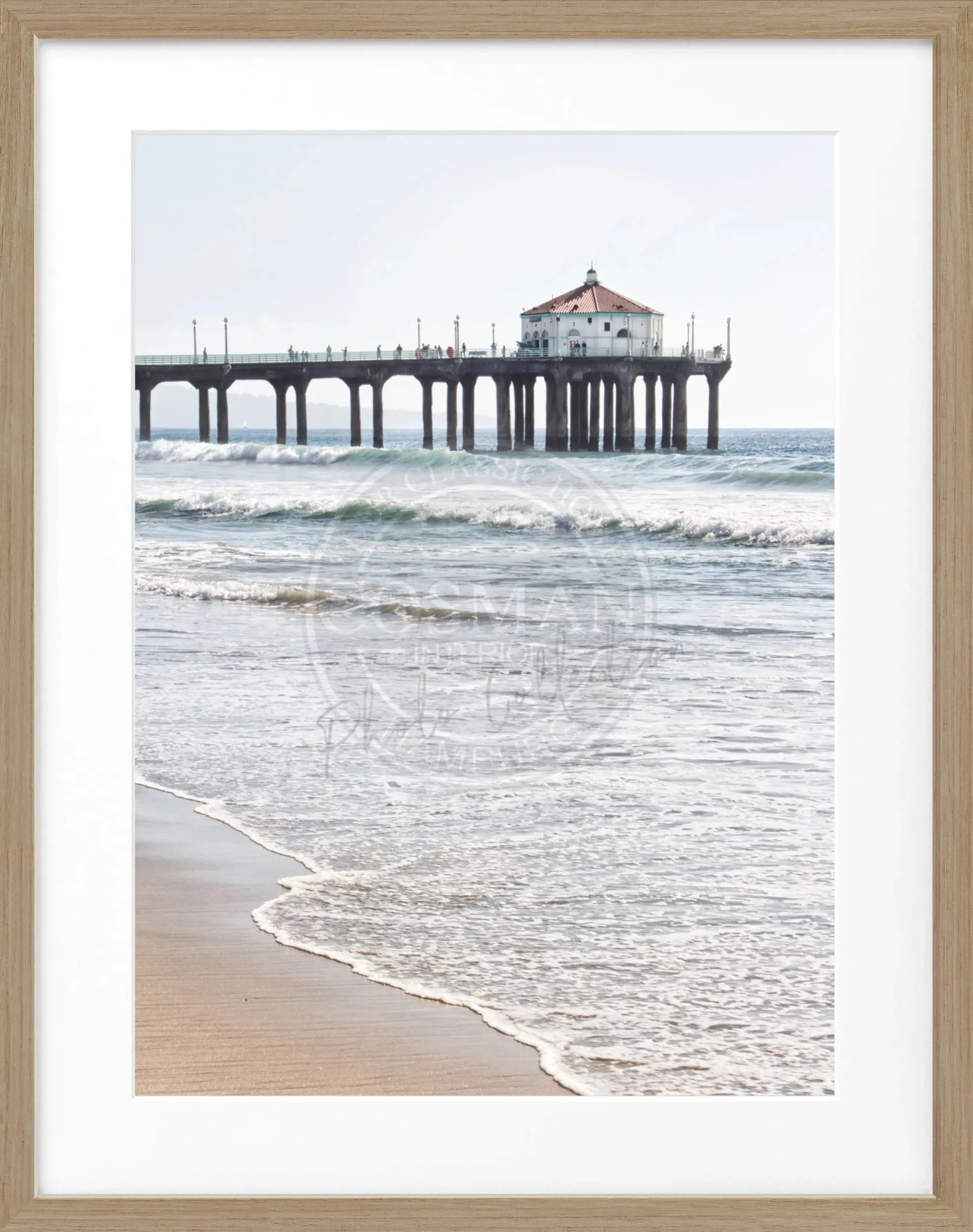 Schwarz-weiß Poster mit Rahmen von Cosman-Photocollection, Kalifornien Manhattan Beach Pier, 25x31cm, Wanddekoration