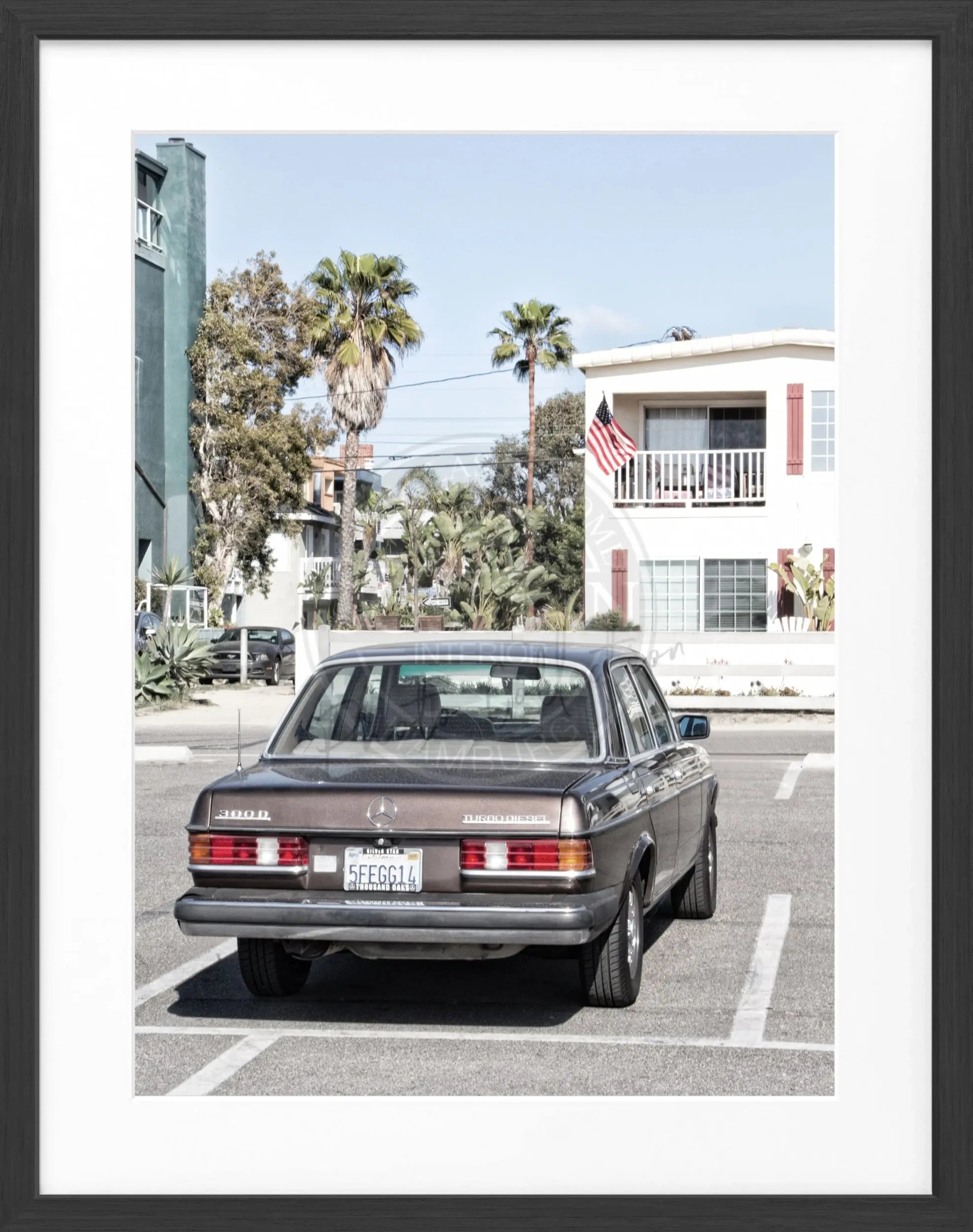 Schwarz-weiß Poster mit Rahmen von Kalifornien und Mercedes Classic, 25x31 cm, von Cosman-Photocollection.