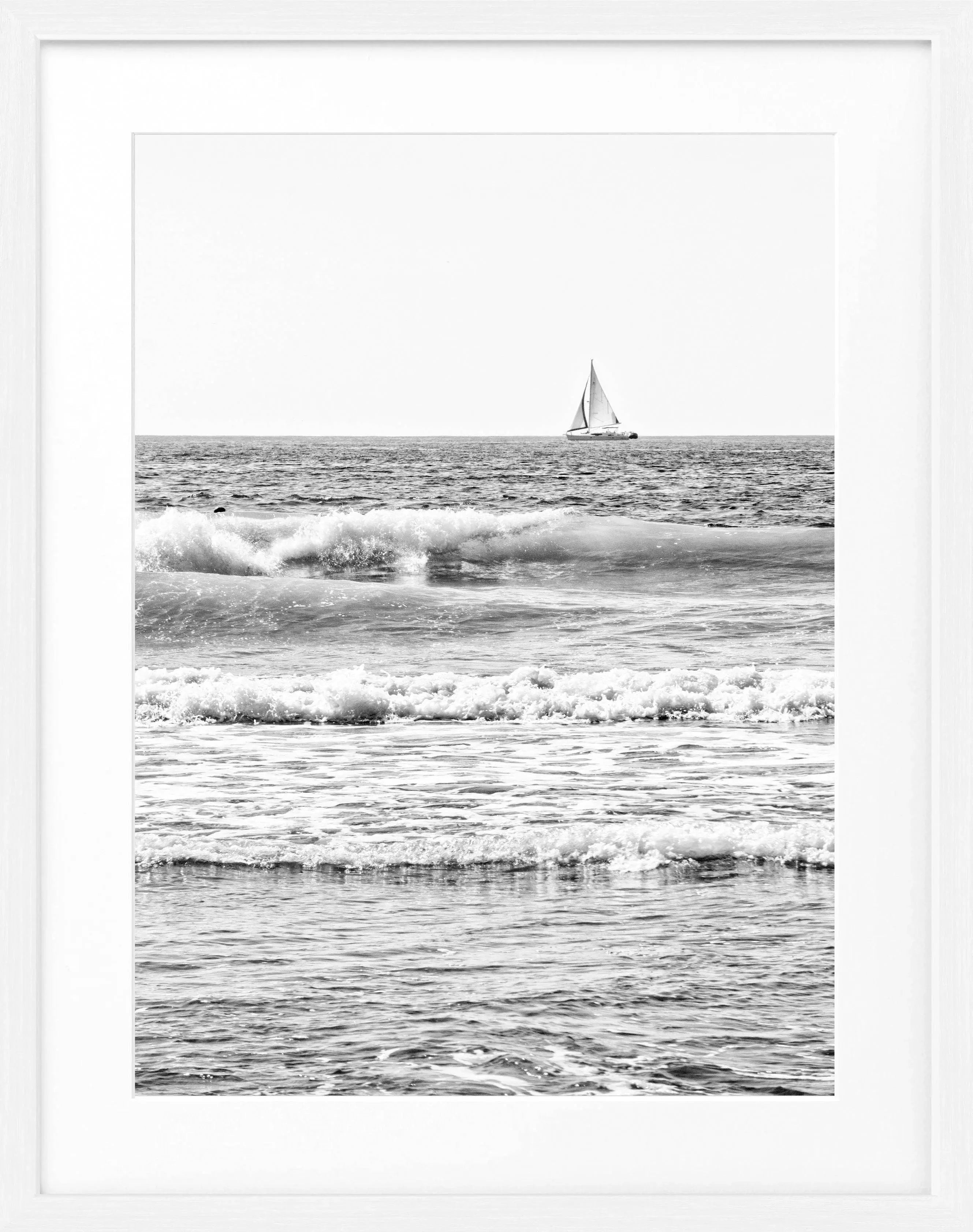 Schwarzer Poster mit Rahmen, Kalifornien ’Ocean’ Motiv, Schwarz-Weiß, 25x31cm, von Cosman-Photocollection
