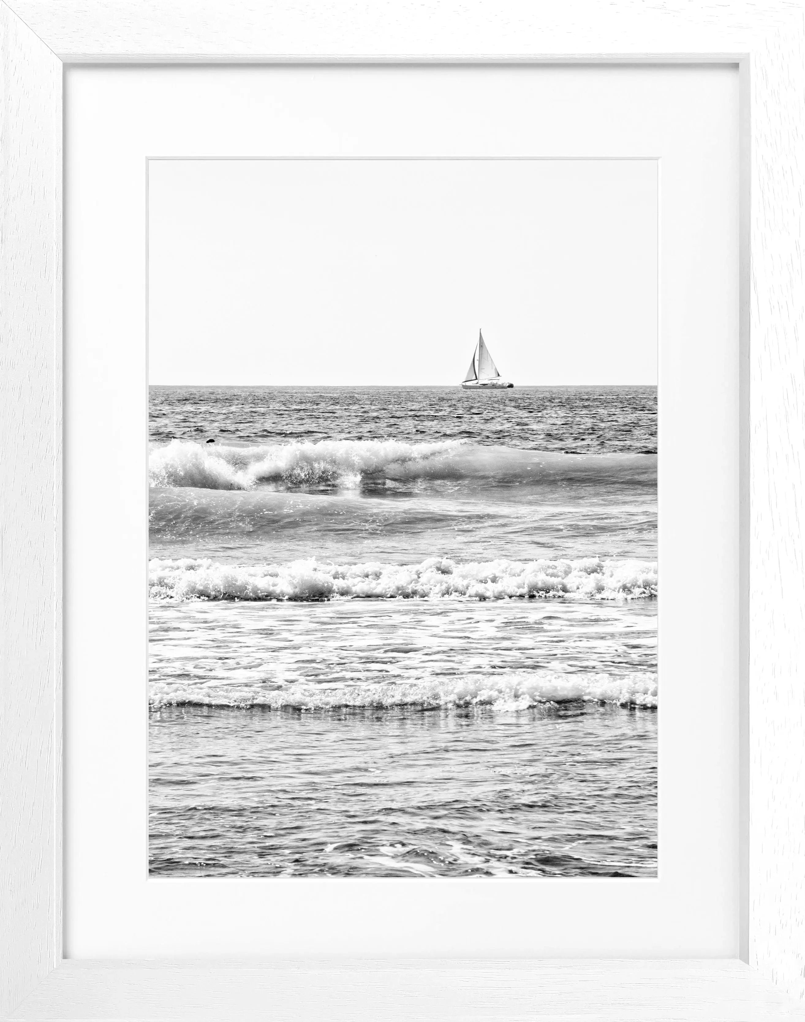 Schwarz-weiß Poster mit Rahmen, Kalifornien ’Ocean’ Motiv, 25x31cm, von Cosman-Photocollection.