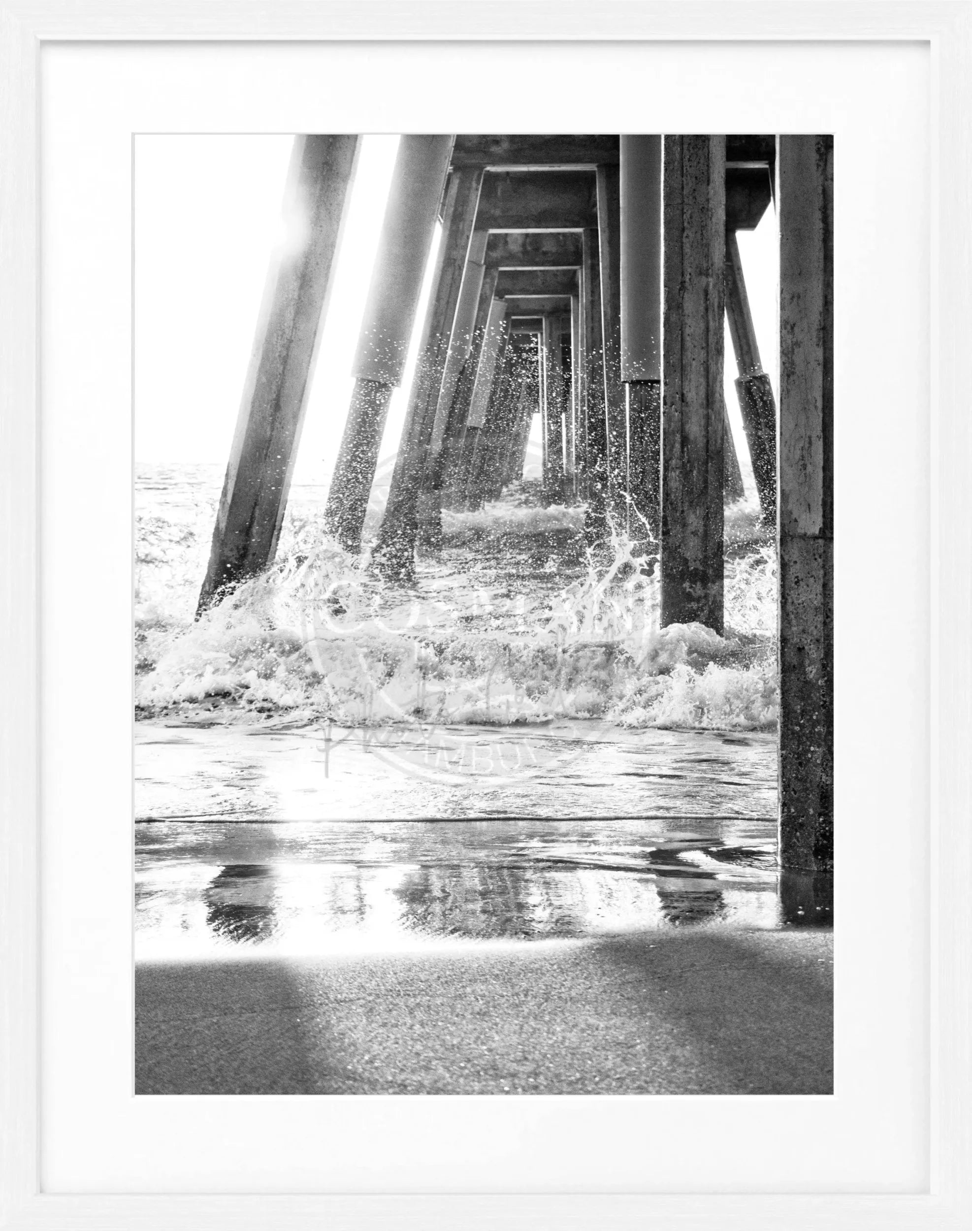 Schwarz-weiß Poster mit Rahmen von Cosman-Photocollection, Kalifornien Pier, 25x31 cm, Wanddekoration, Fotokunst