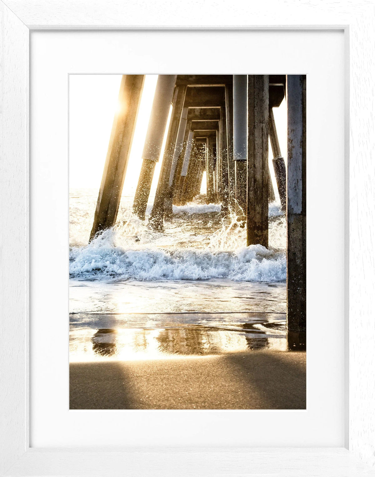 Schwarz-weißes Poster mit Rahmen von Cosman-Photocollection, Kalifornien Pier Motiv, 25x31 cm, Wanddekoration