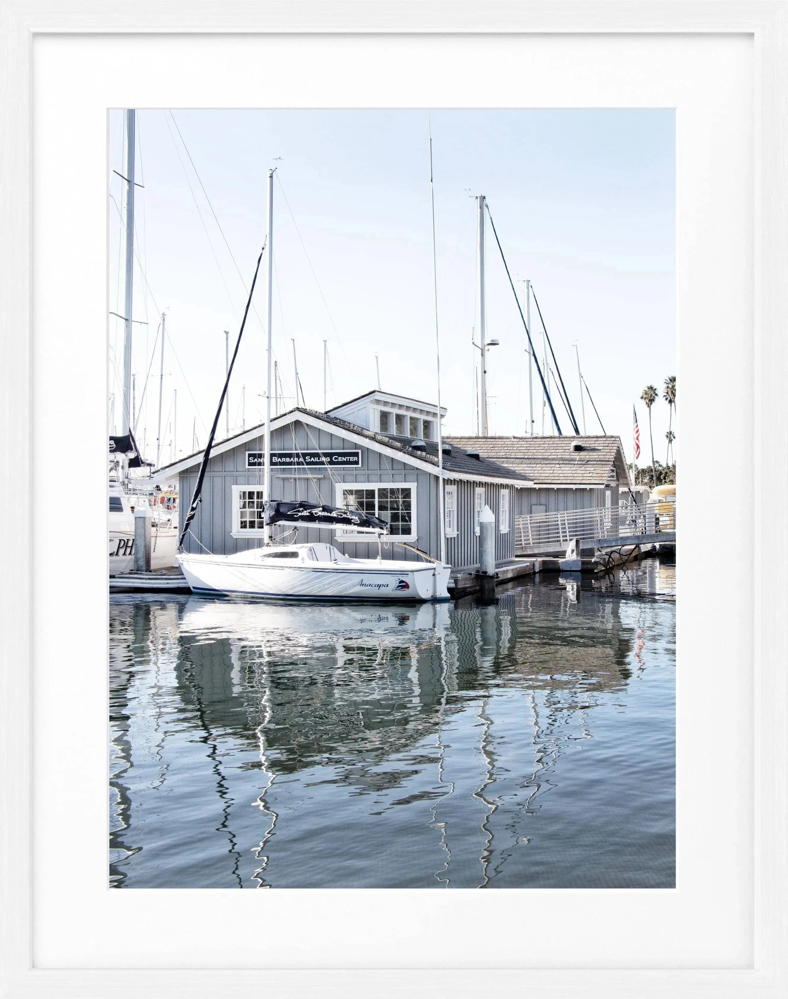Schwarz-weiß Poster mit Rahmen, Kalifornien Santa Barbara, Bootshaus Motiv, von Cosman-Photocollection, 25x31 cm