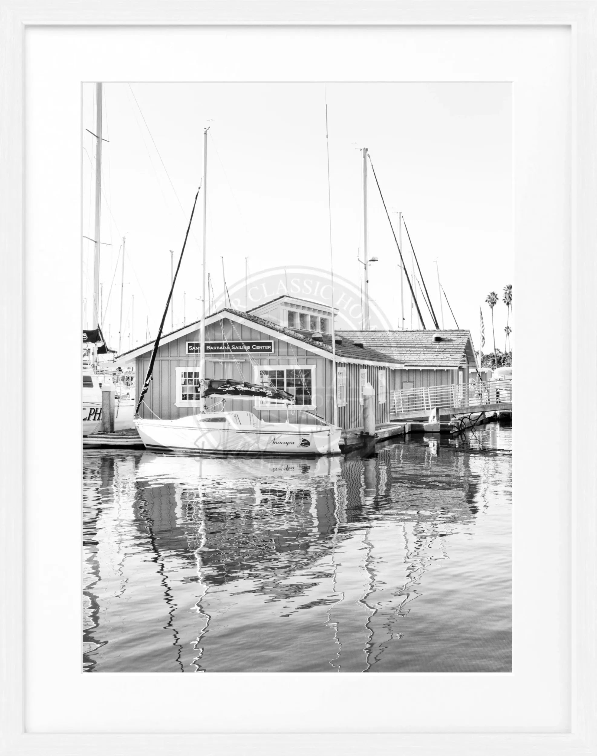 Schwarz-weiß Poster mit Rahmen, Kalifornien Santa Barbara, Bootshaus Motiv, von Cosman-Photocollection, 25x31 cm