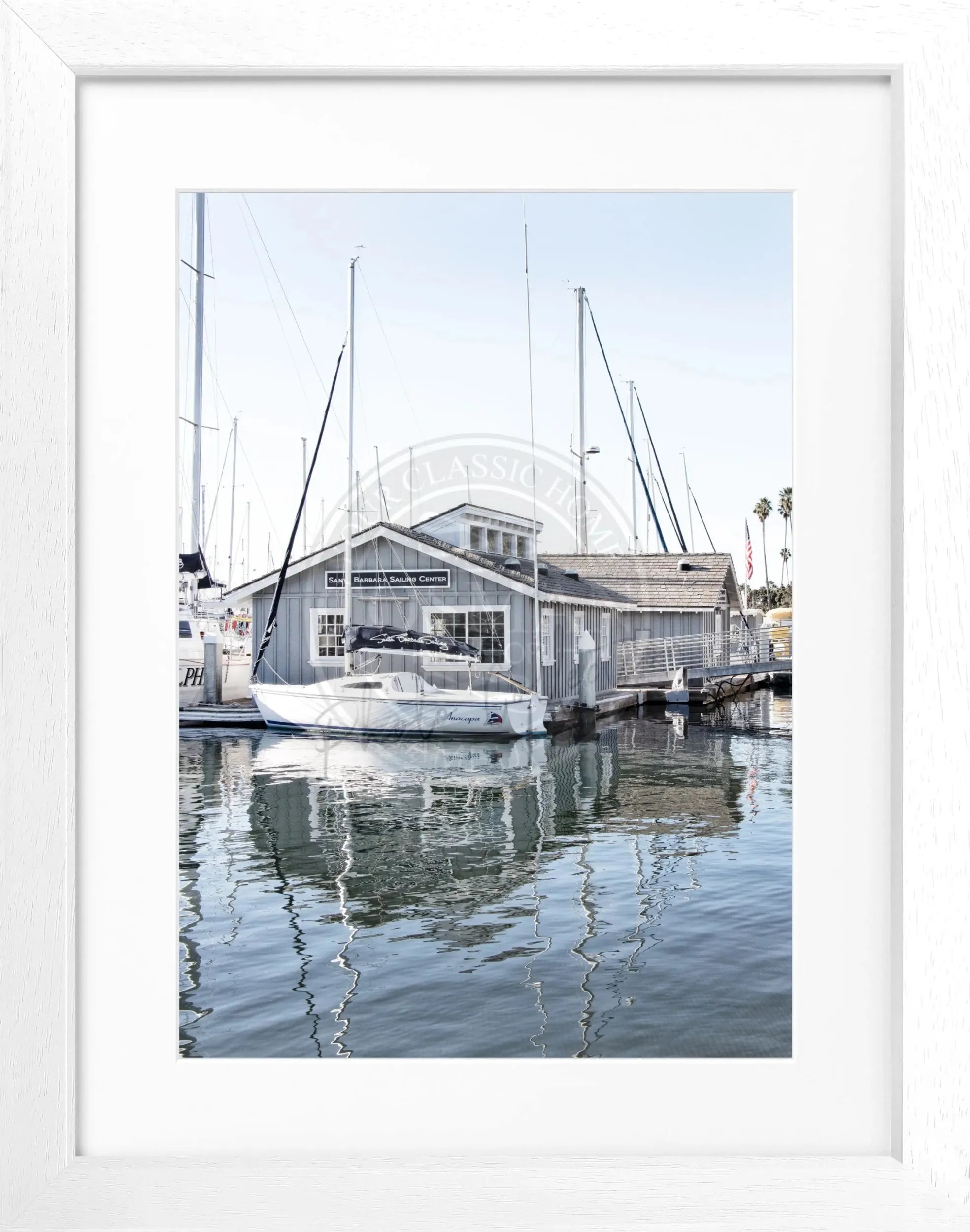 Schwarz-weiß Poster mit Rahmen von Cosman-Photocollection, Kalifornien Santa Barbara Boat House, Motiv in 25x31 cm