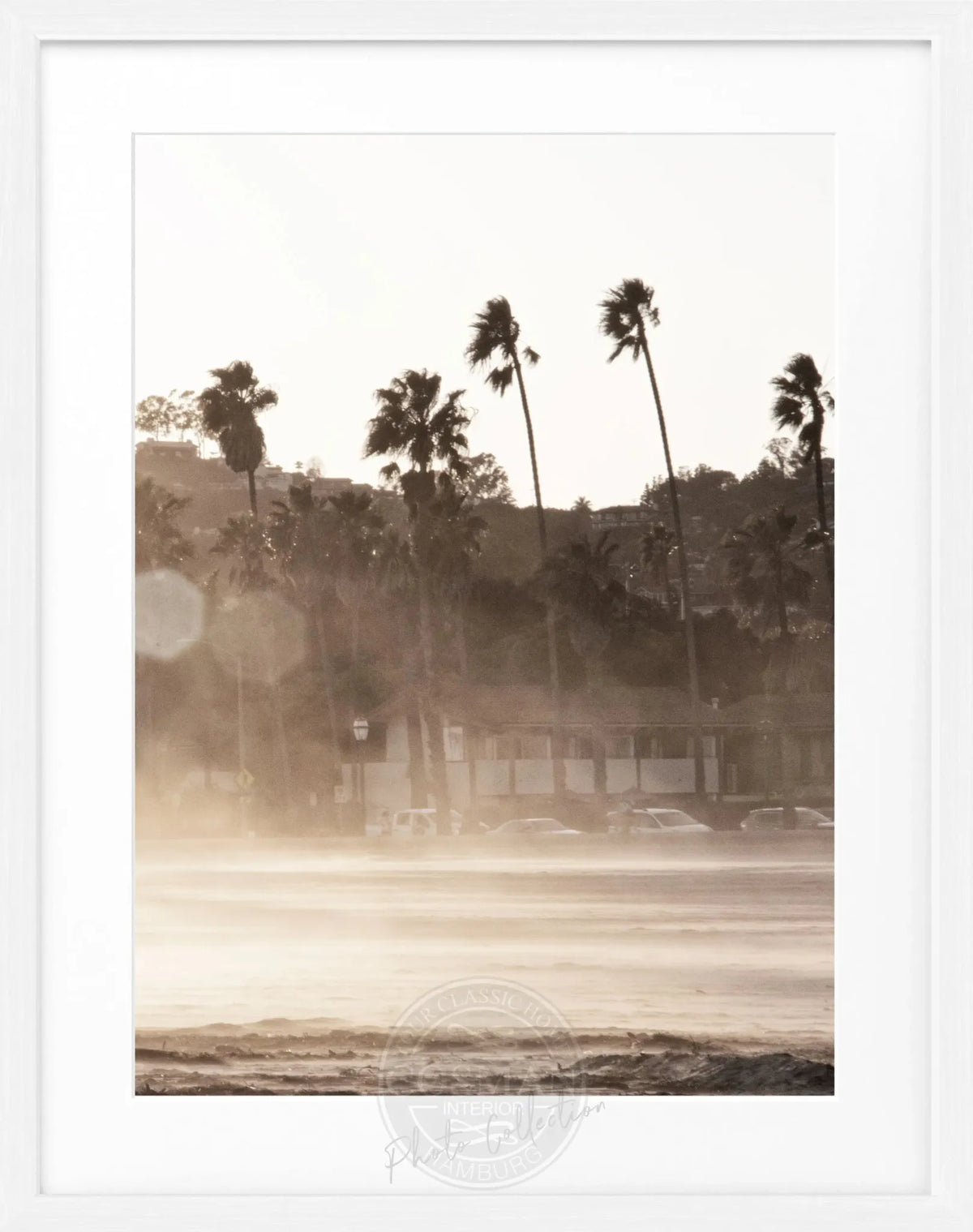 Schwarz-weiß Poster mit Rahmen von Santa Barbara, Kalifornien, im Format 25x31 cm von Cosman-Photocollection.