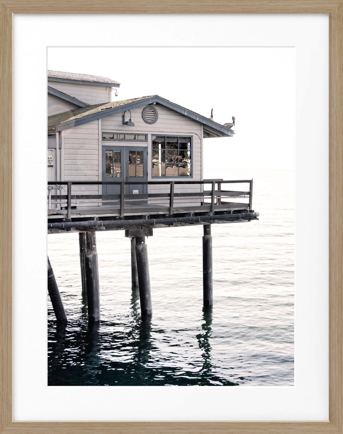 Schwarz-weiß Poster mit Rahmen von Santa Barbara Pier in Kalifornien, 25x31 cm, von Cosman-Photocollection