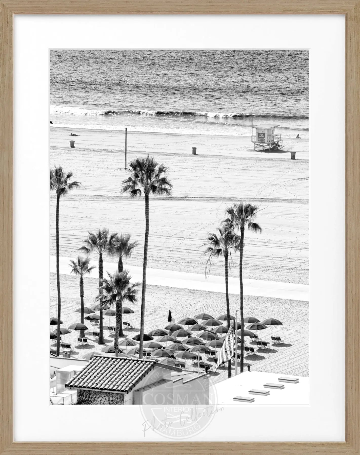 Schwarz-weiß Poster mit Rahmen von Cosman-Photocollection, Santa Monica Beach in Kalifornien, 25x31cm, Strandmotiv