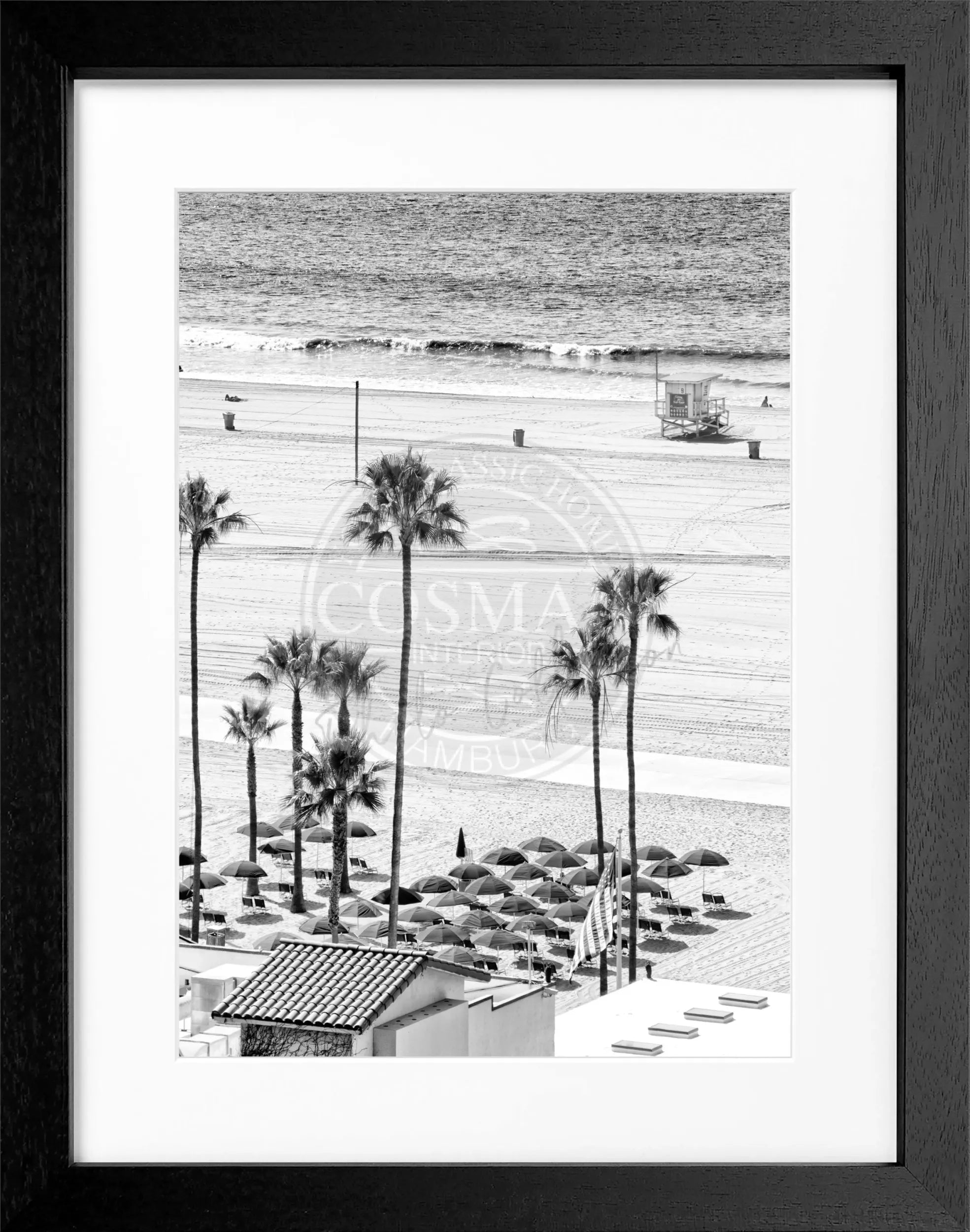Schwarz-weiß Poster mit Rahmen von Cosman-Photocollection, Santa Monica Beach Kalifornien, Motiv 25x31cm, Strandansicht