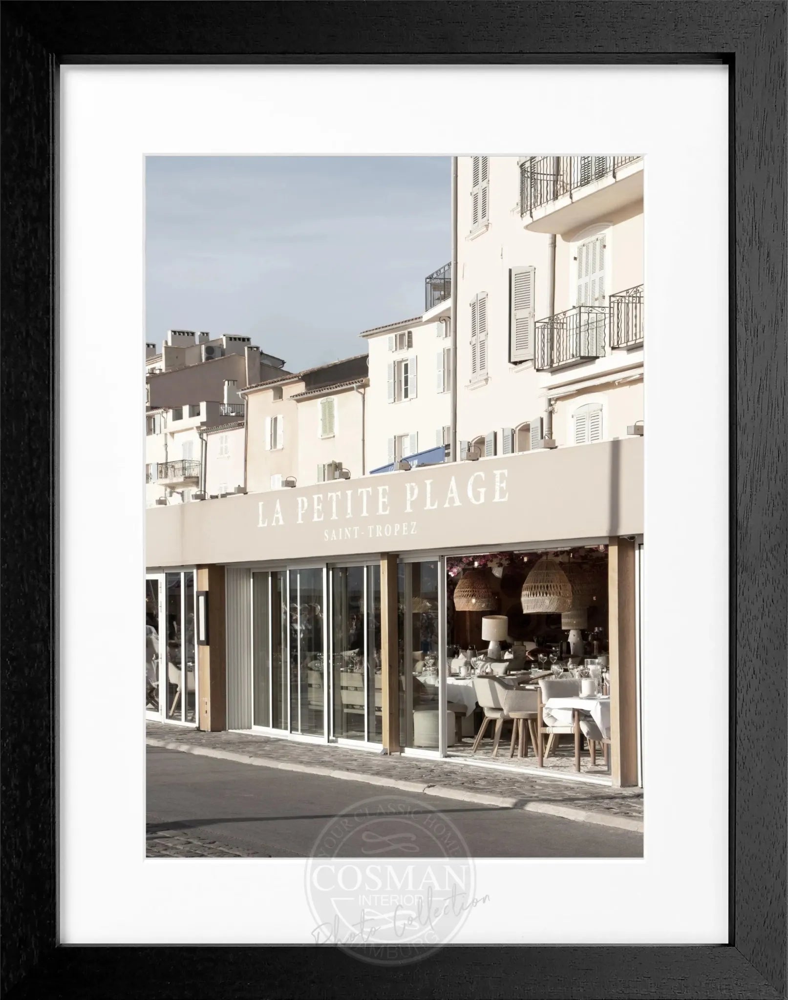 Schwarz-weiß Poster mit Rahmen ’La Petite Plage’ Saint Tropez von Cosman-Photocollection, 25x31 cm, stilvolle Wanddekoration