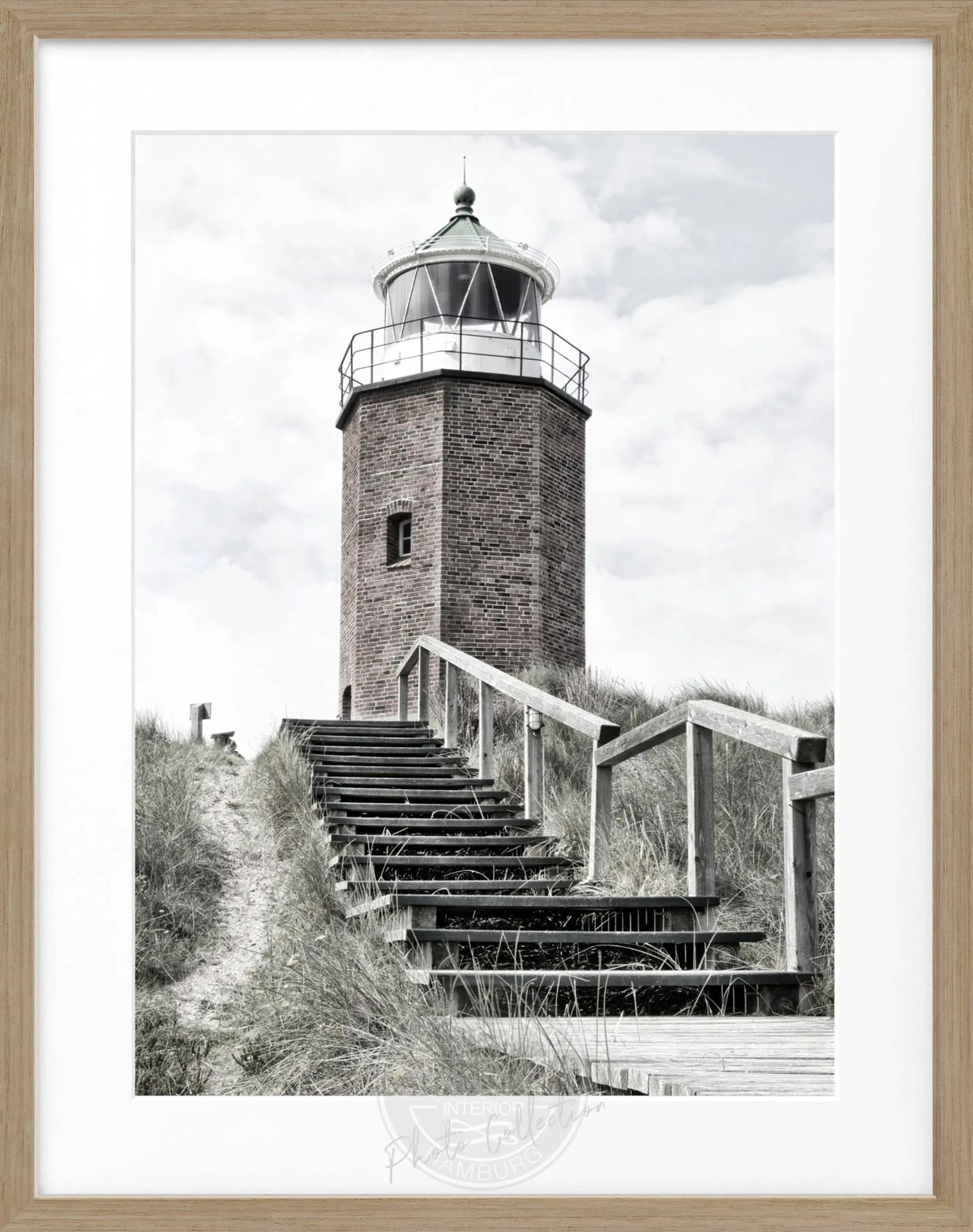 Schwarz-weiß Poster mit Rahmen, Leuchtturm Sylt ’Rotes Kliff’ in Kampen, von Cosman-Photocollection, 25x31 cm