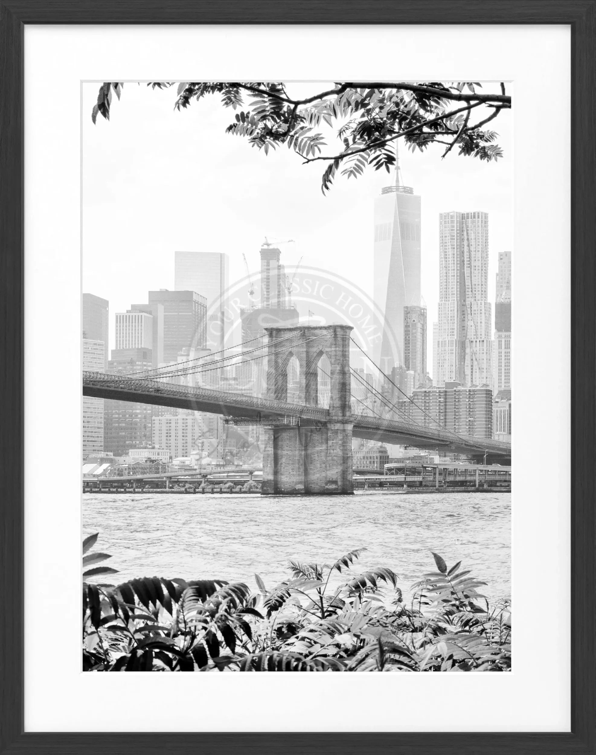 Schwarz-weiß Poster mit Rahmen von Cosman Photocollection, New York Brooklyn Bridge, 25x31 cm, kunstvoller Stadtblick.