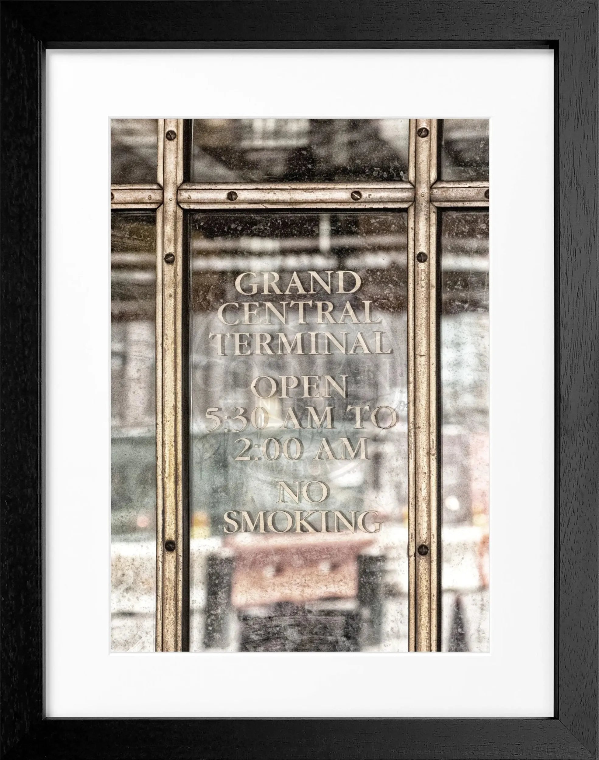 Schwarz-weiß Poster mit schwarzem Rahmen, New York Central Station Motiv, 25x31cm, von Cosman-Photocollection