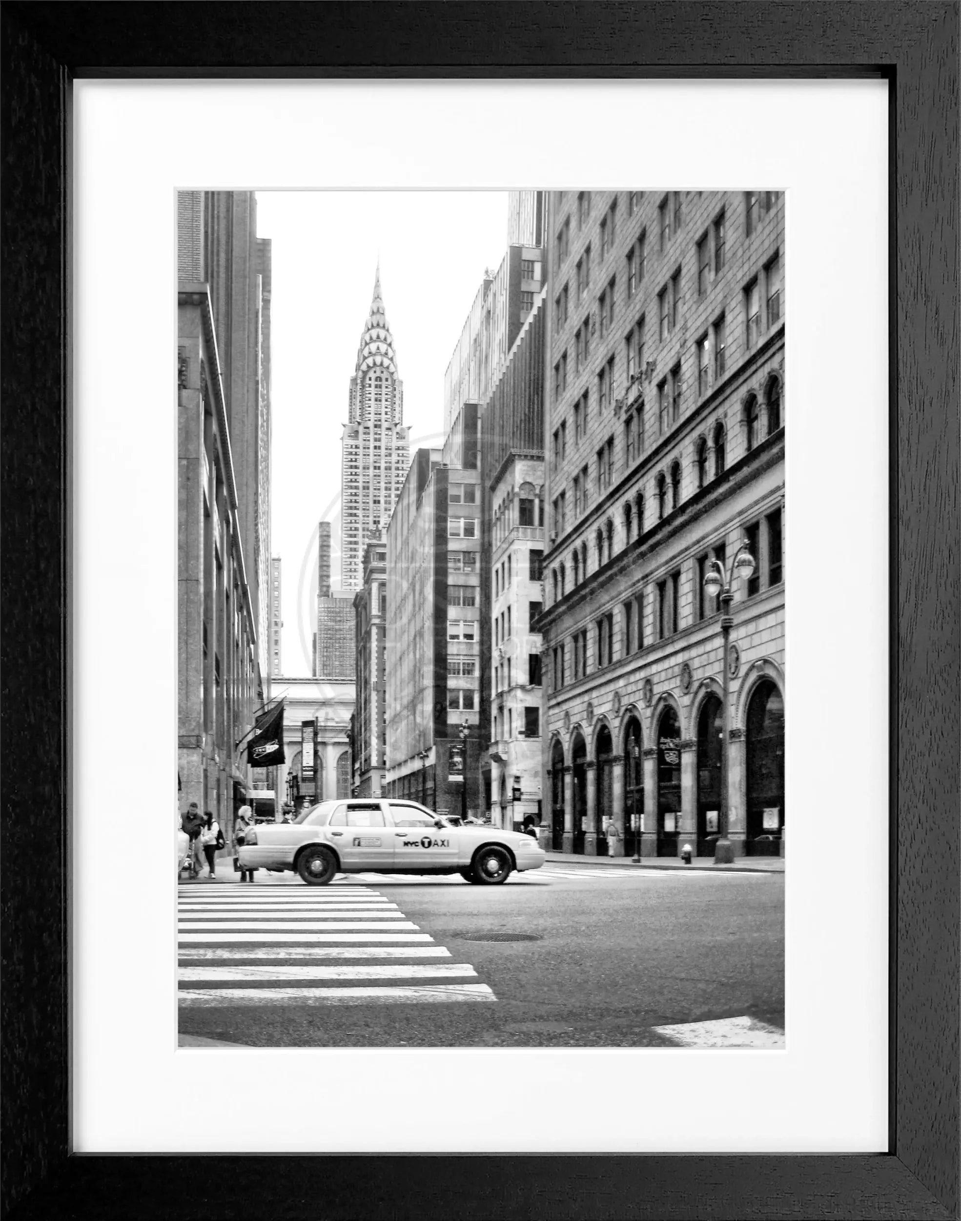 Schwarz-weiß Poster mit Rahmen, New York Chrysler Building Motiv, 25x31cm, von Cosman-Photocollection