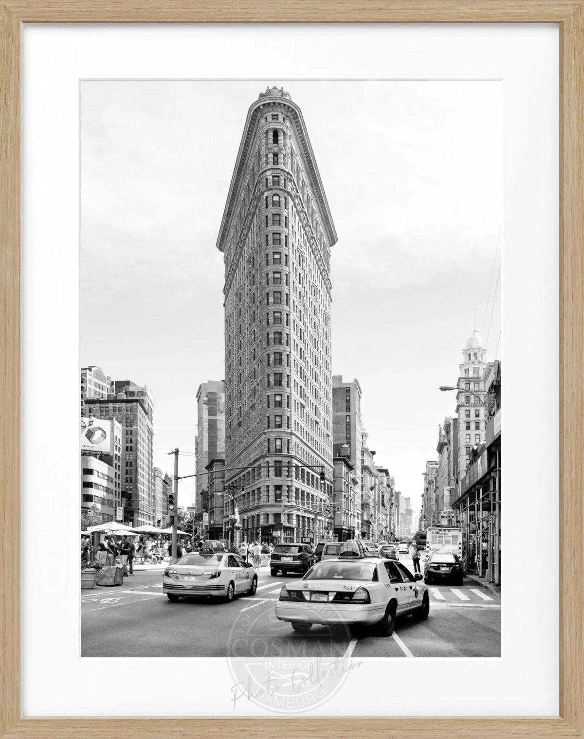 Schwarz-weiß Poster mit Rahmen, New York Flatiron Building, von Cosman-Photocollection, 25x31 cm, urbanes Stadtmotiv
