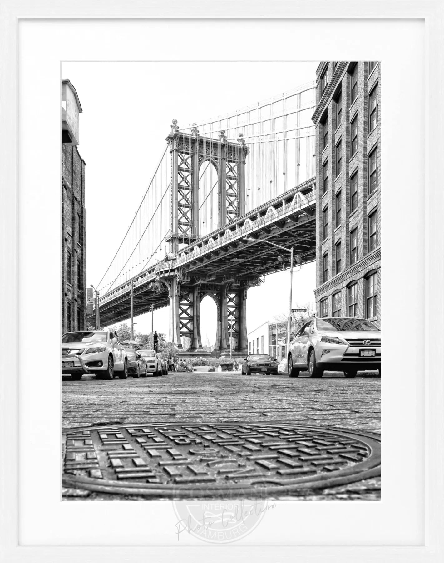 Schwarz-weiß Poster mit Rahmen von Cosman-Photocollection, New York Manhattan Bridge, 25x31cm, urbanes Motiv