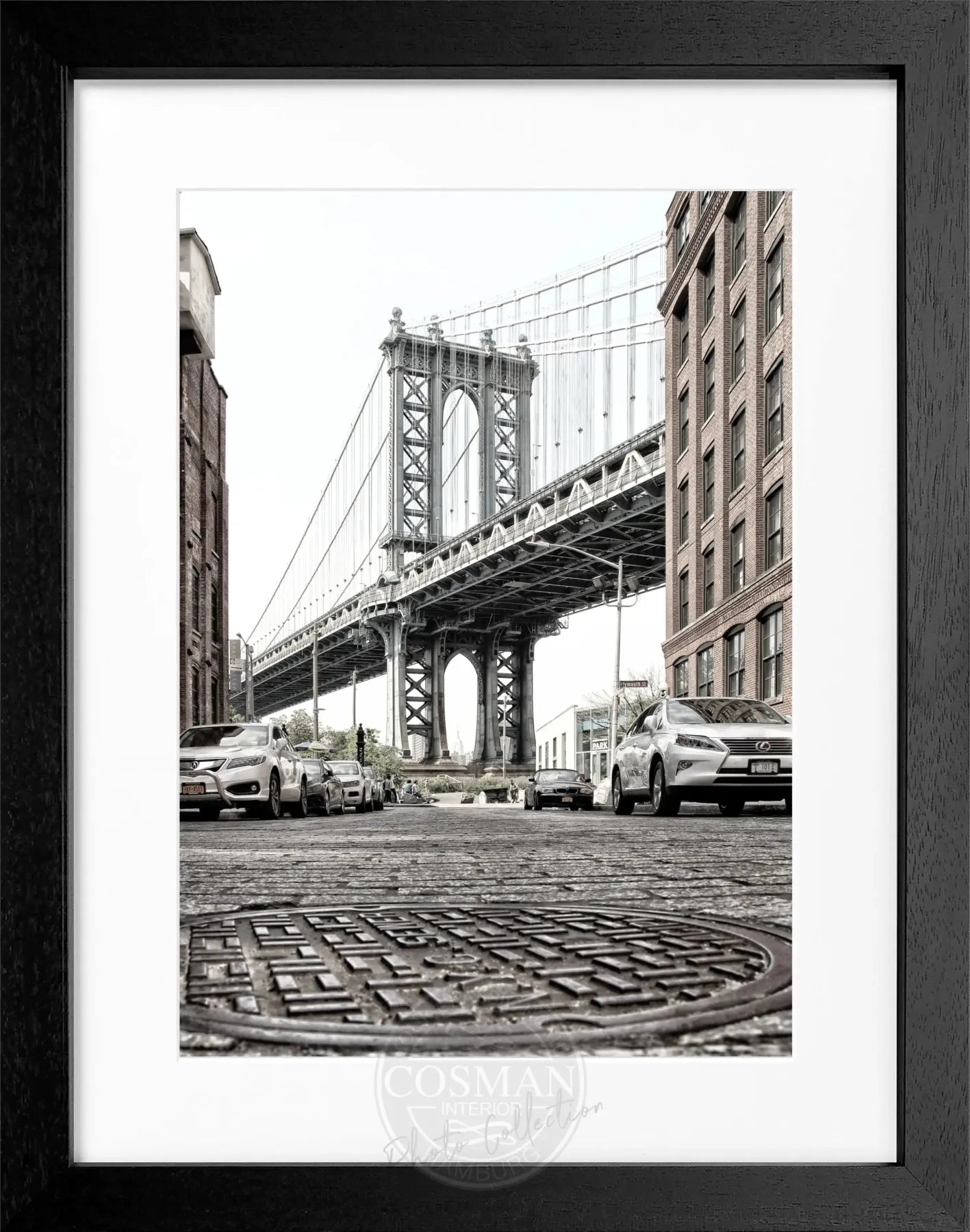 Schwarz-weißer Poster mit Rahmen von Cosman-Photocollection, Manhattan Bridge in New York, Motiv 25x31 cm.