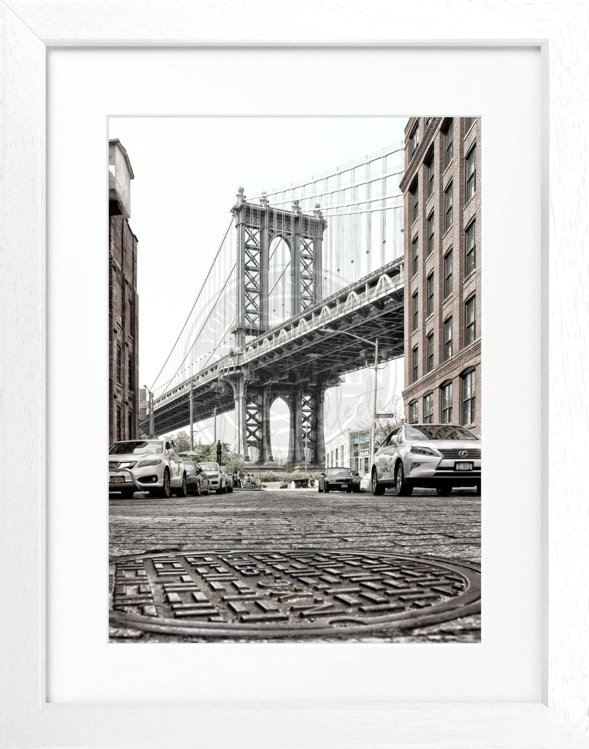 Schwarz-weiß Poster mit Rahmen von Cosman-Photocollection, Manhattan Bridge in New York, 25x31 cm, urbanes Stadtmotiv
