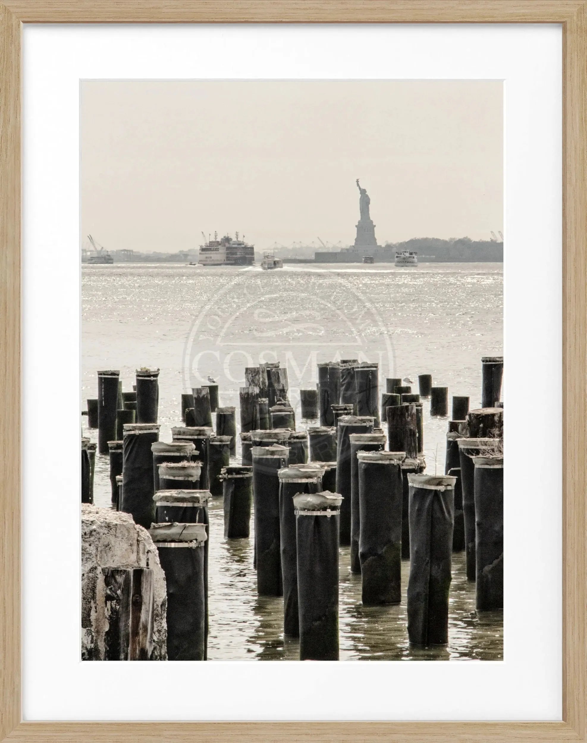 Schwarz-weiß Poster mit Rahmen von New York NY107, 25x31cm, von Cosman-Photocollection, Wanddekoration mit Stadtmotiv
