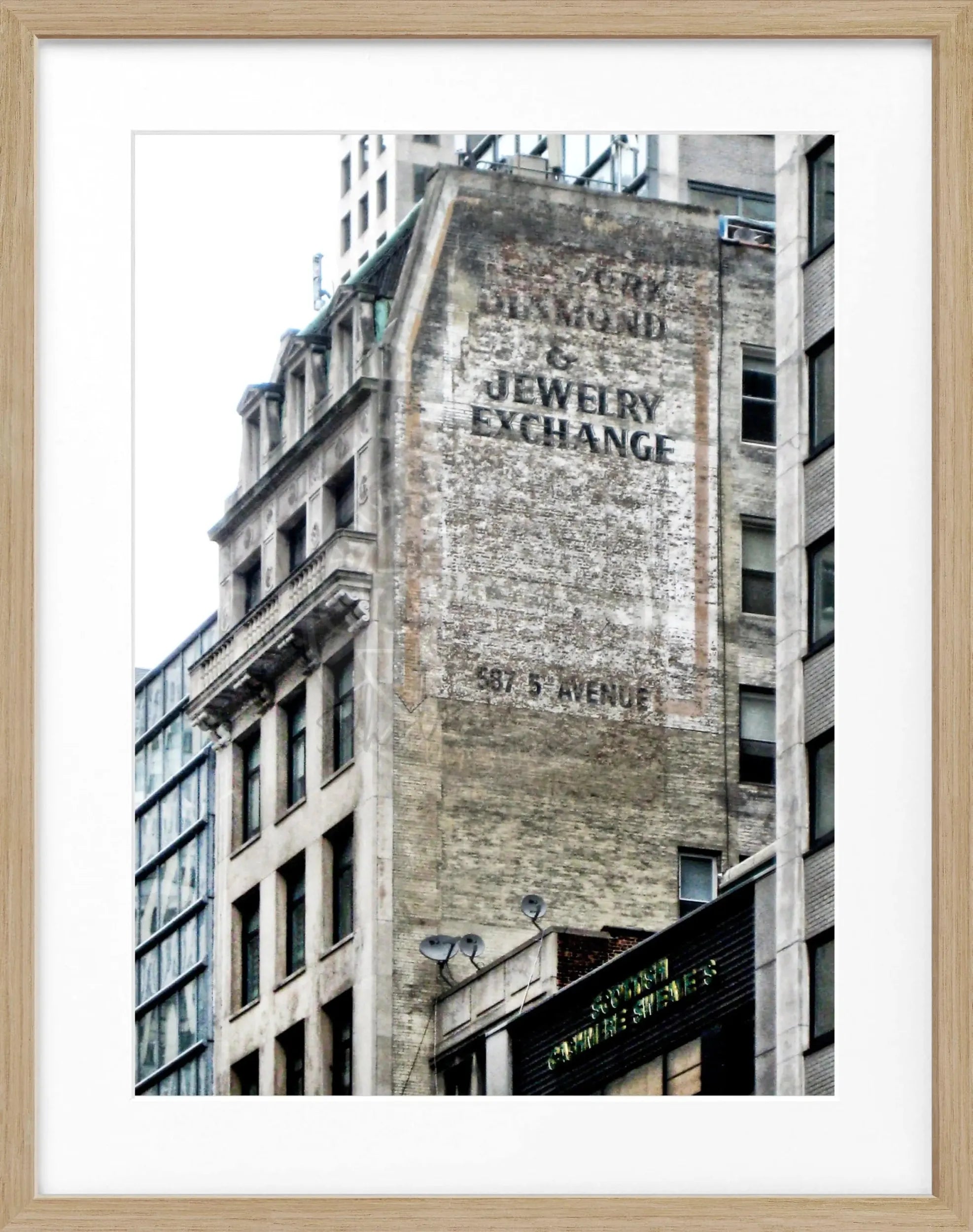 Schwarz-weiß Poster mit Rahmen von New York NY33A, 25x31cm, von Cosman-Photocollection, Wanddekoration mit Stadtszene