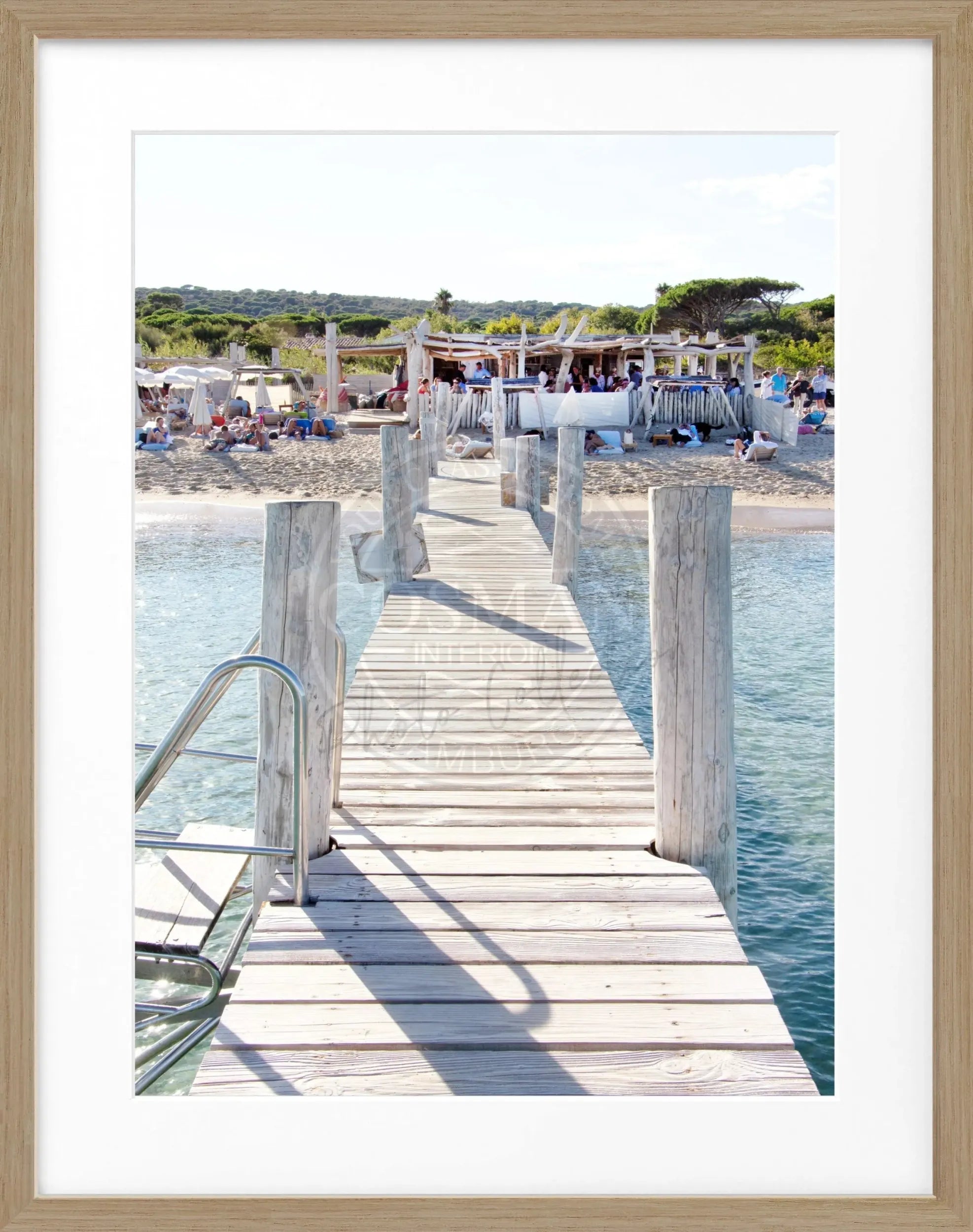 Schwarz-weiß Poster mit Rahmen von Cosman-Photocollection, Saint Tropez Beach Le Club 55, 25x31cm, stilvolle Wanddekoration