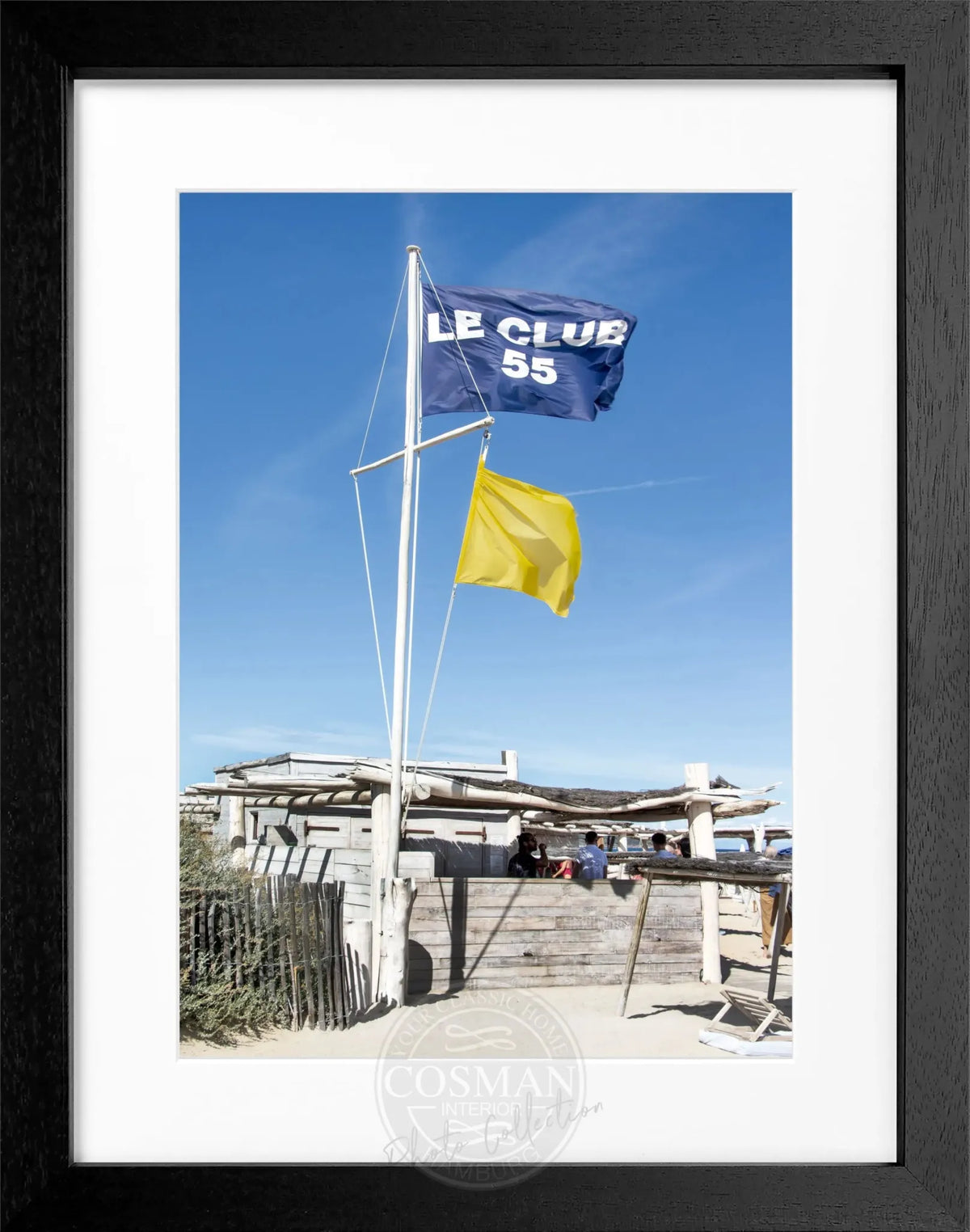Schwarz-weiß Poster mit Rahmen, Saint Tropez ’Le Club 55’ Motiv, von Cosman-Photocollection, 25x31 cm, Wanddekoration