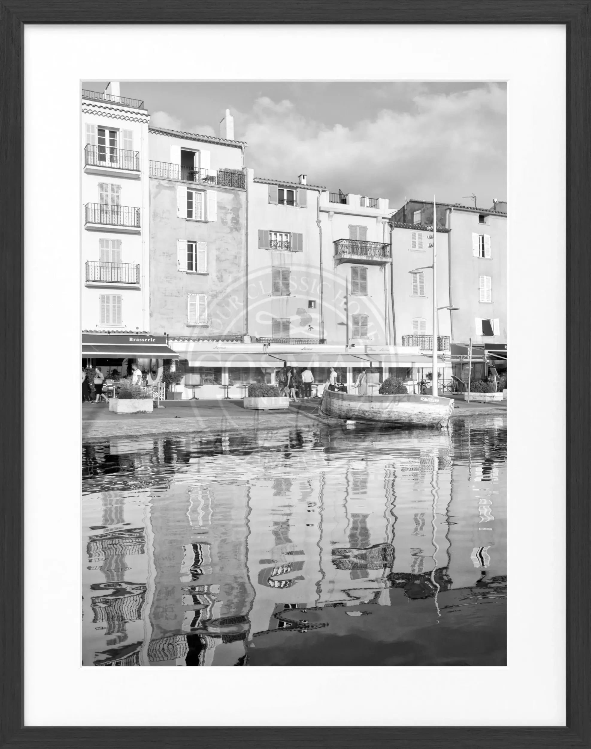 Schwarz-weiß Poster mit Rahmen von Cosman-Photocollection, Motiv von Saint Tropez, 25x31 cm, stilvolle Wanddekoration