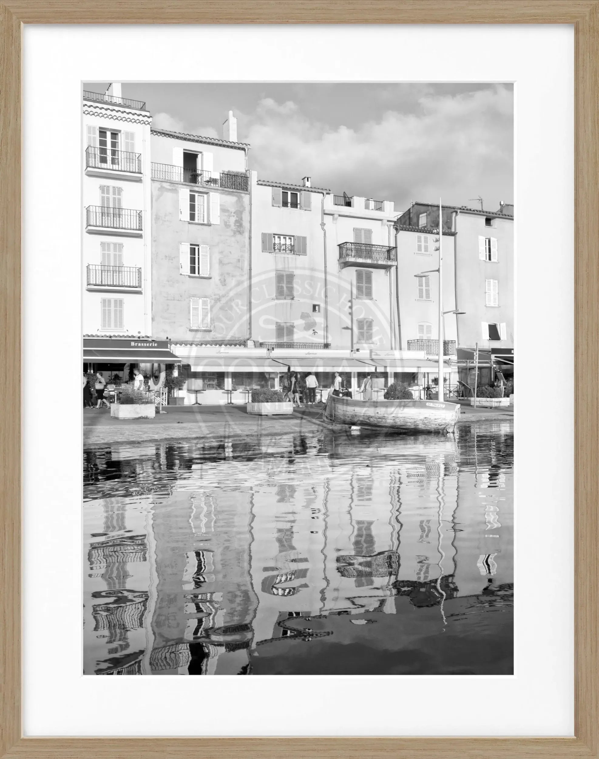 Schwarz-weiß Poster mit Rahmen, Saint Tropez Motiv, von Cosman-Photocollection, 25x31 cm, modernes Kunstwerk.