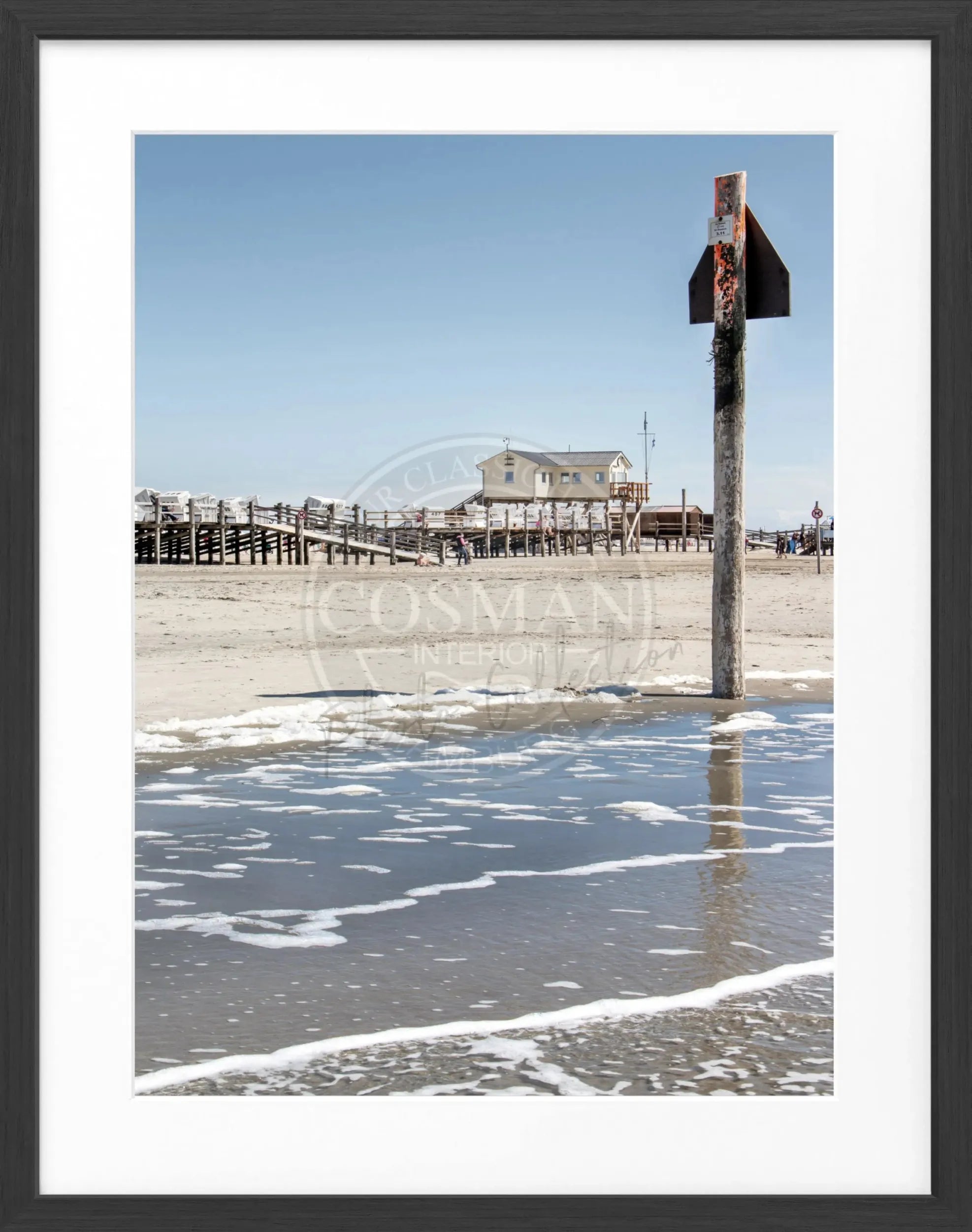 Schwarz-weiß Poster mit Rahmen von Cosman-Photocollection, Sankt Peter Ording Beach House Motiv, 25x31 cm