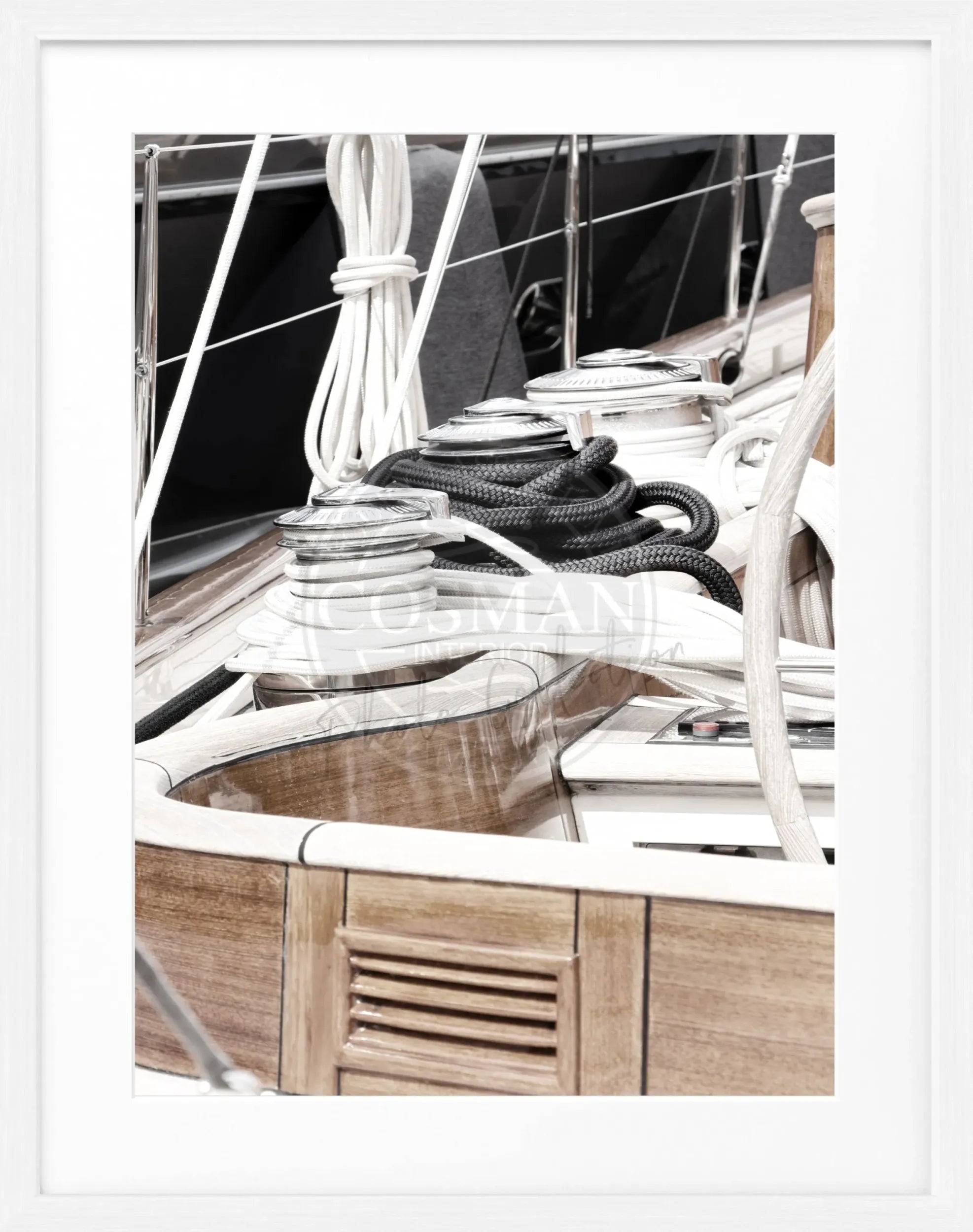 Schwarz-weiß Poster mit Rahmen, Segelboot in Saint Tropez, von Cosman-Photocollection, 25x31 cm, dekoratives Seemotiv