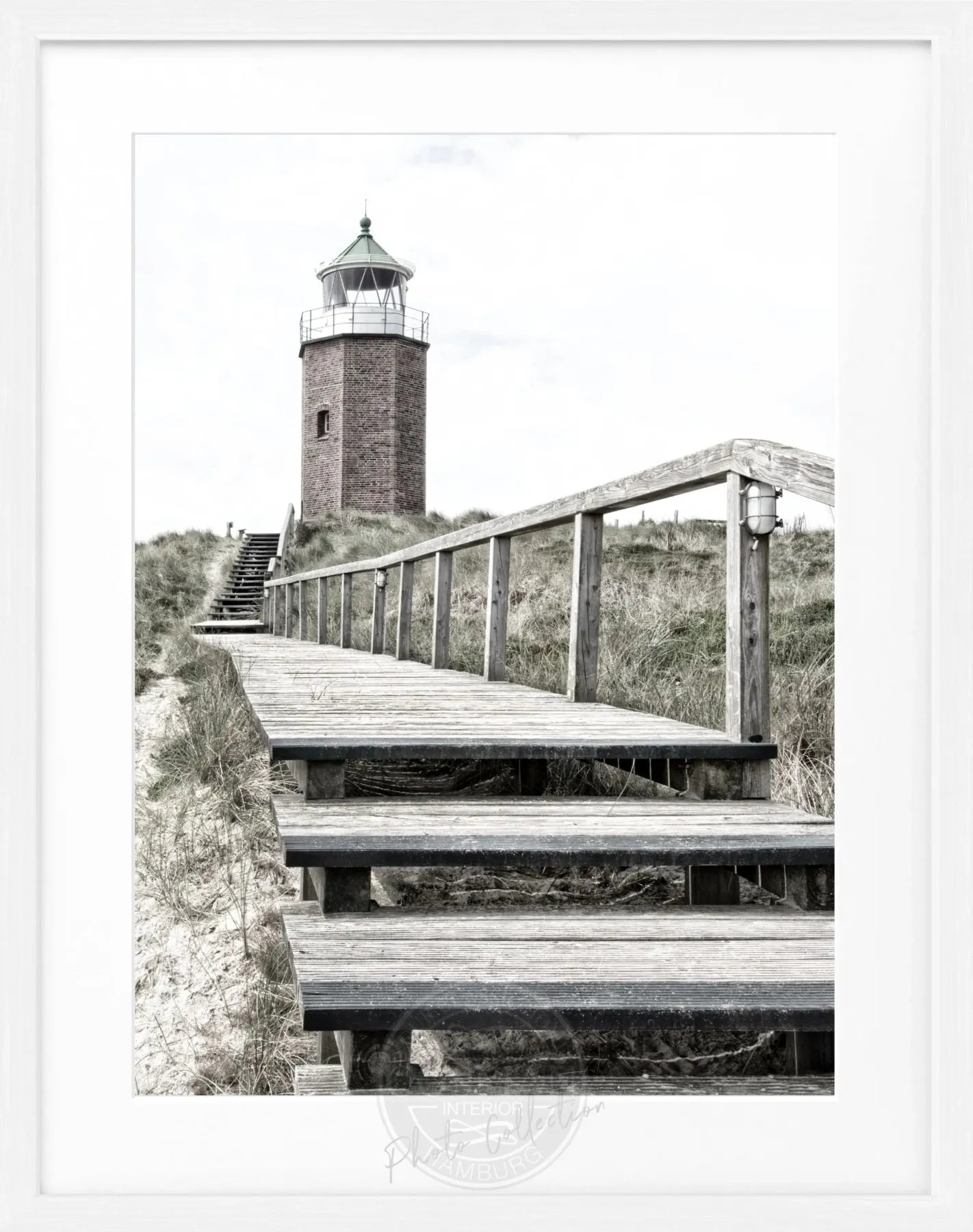 Schwarz-weiß Poster mit Rahmen von Cosman-Photocollection, Leuchtturm auf Sylt in Kampen, Maße 25x31 cm, stilvolles Wandbild