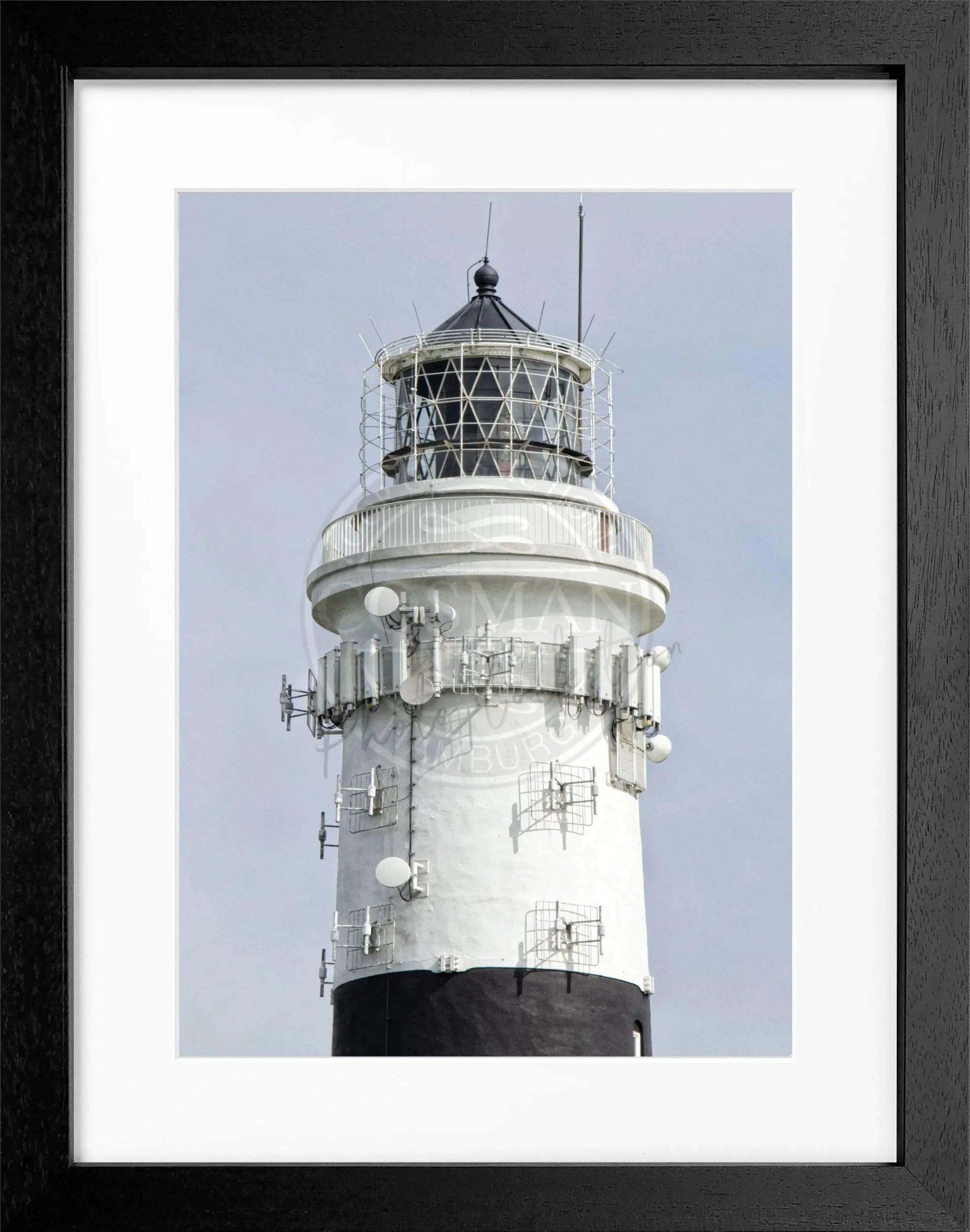Schwarz-weiß Poster mit Rahmen, Leuchtturm Kampen Sylt, von Cosman-Photocollection, Maße 25x31 cm, fotografisches Kunstwerk