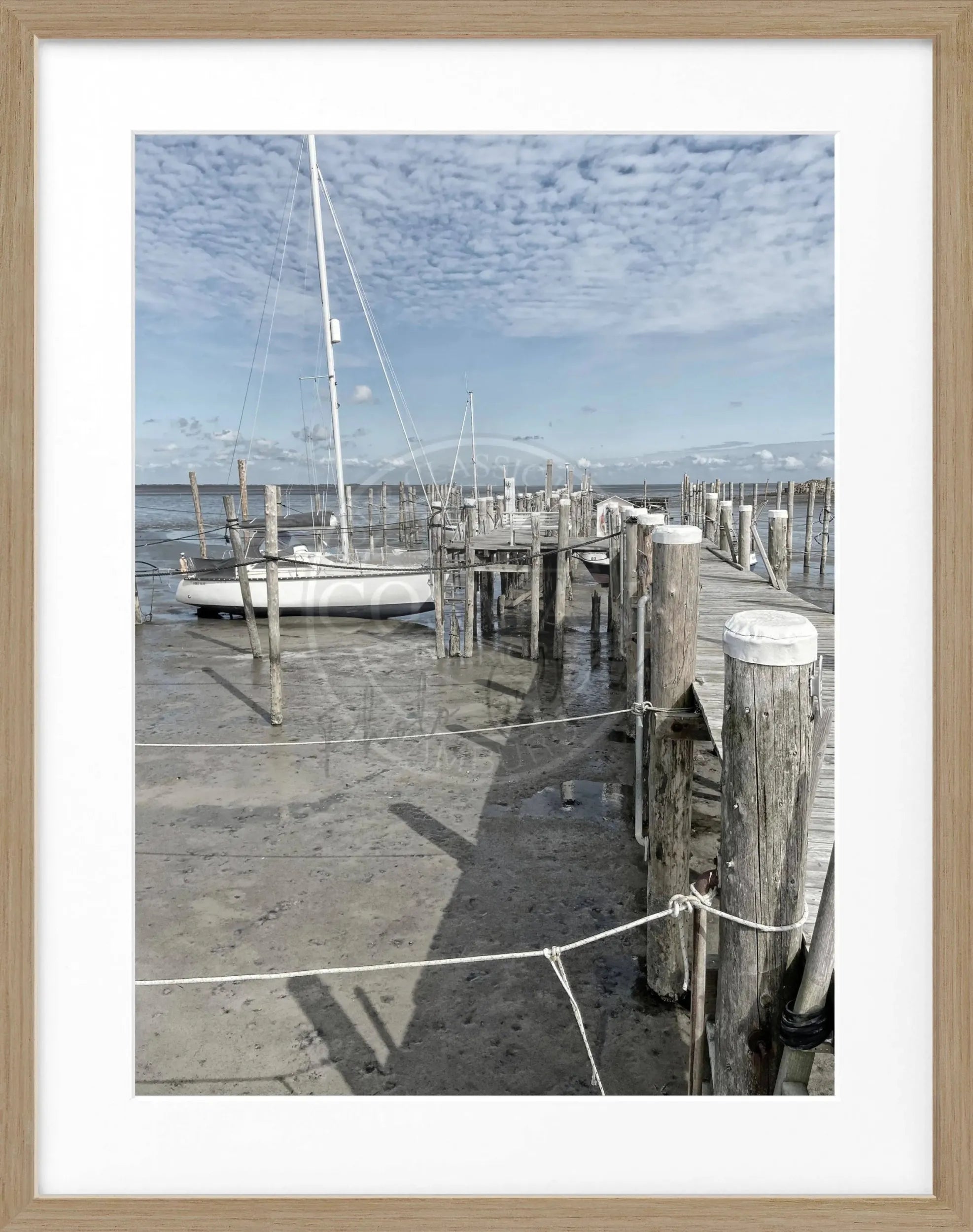 Schwarzes und weißes Poster mit Rahmen, Motiv von Sylt Rantum, von Cosman-Photocollection, 25x31 cm, stilvoll und modern.