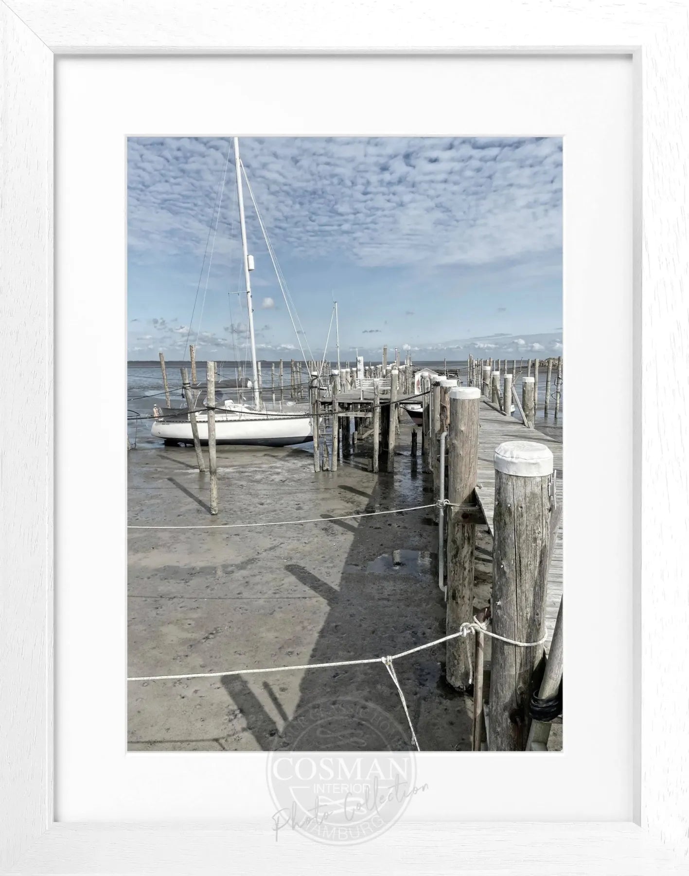 Schwarz-weiß Poster mit Rahmen von Sylt Rantum, 25x31 cm, von Cosman-Photocollection, zeigt Strandmotiv in elegantem Design