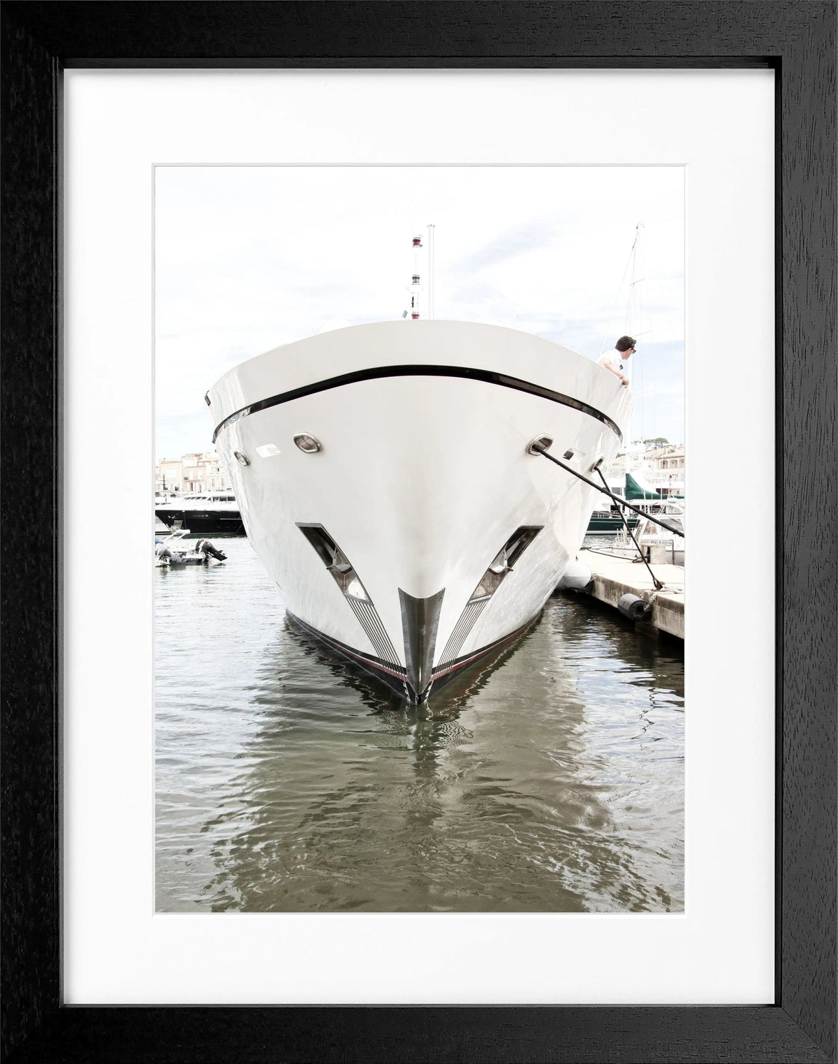 Schwarz-weiß Poster mit Rahmen von Cosman-Photocollection, Yacht-Motiv, Saint Tropez, 25x31 cm, elegante Wanddekoration